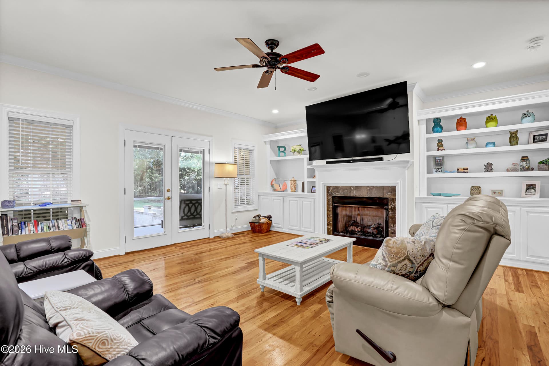 Single Family Residence at 302 Pecan Court, Hampstead, NC 28443, photo 17 of 46