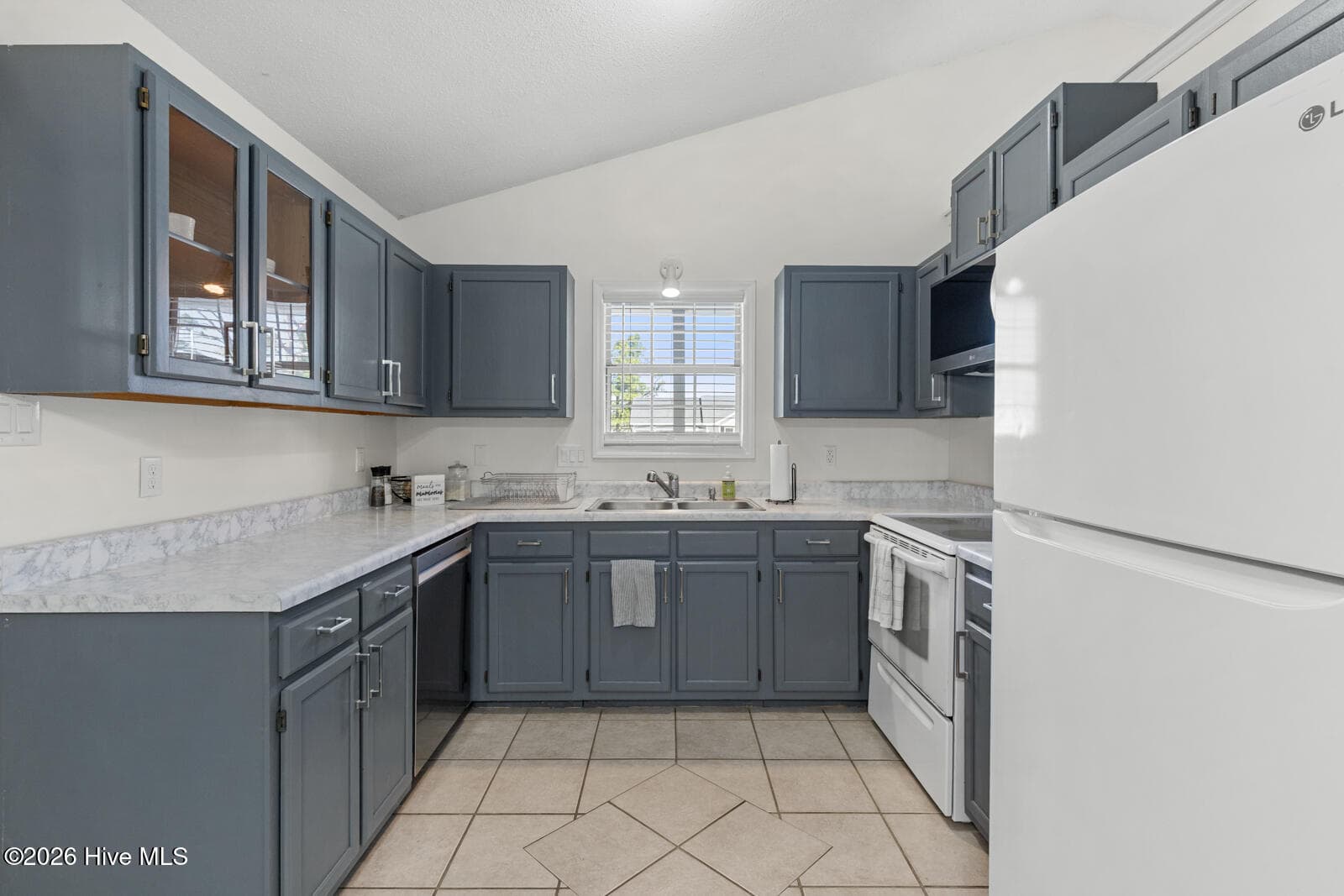 Kitchen - 300 Foxtrace Lane, Hubert, NC 28539