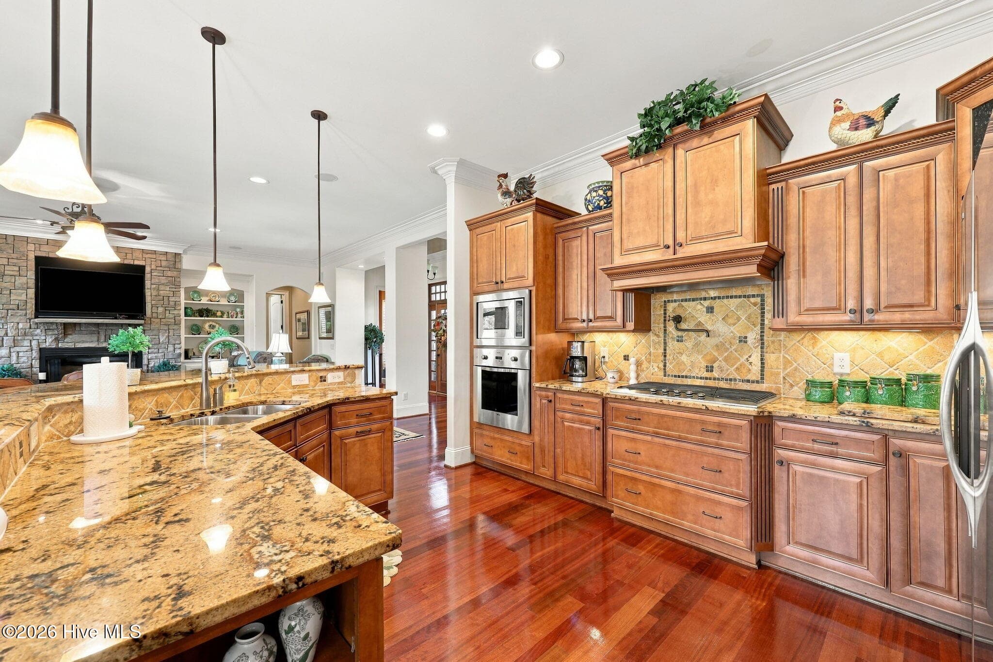 Single Family Residence at 28 Middlebury Road, Pinehurst, NC 28374, photo 9 of 40