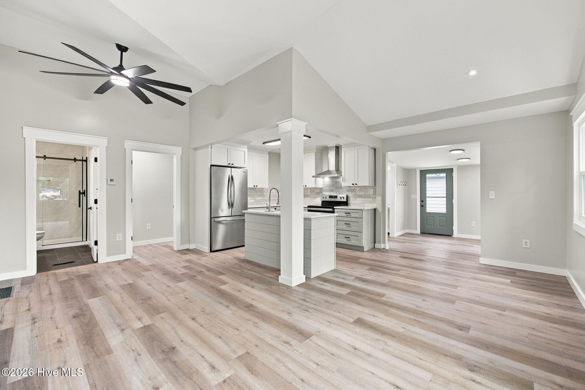 Single Family Residence at 190 Old Bridge Road, Rocky Point, NC 28457, photo 9 of 46