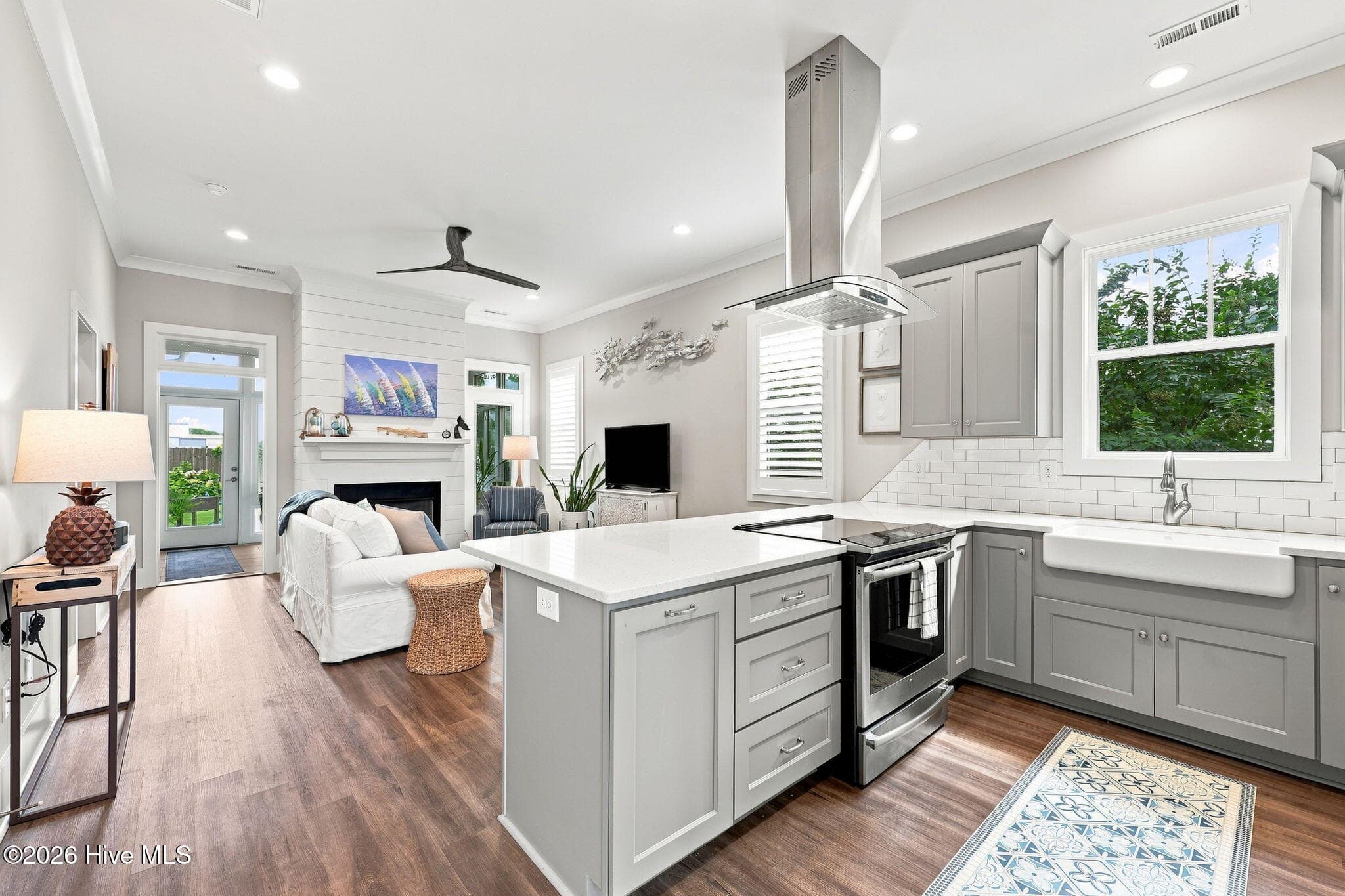 Single Family Residence at 100 Sea Grove Lane, Beaufort, NC 28516, photo 3 of 53