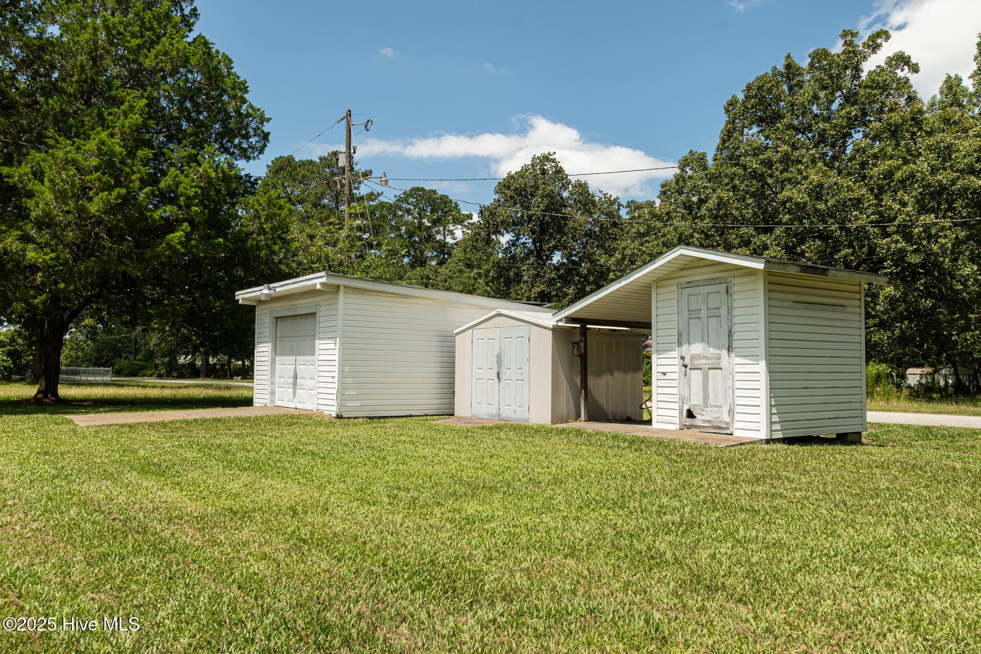 Single Family Residence at 6778 Albert Street, Dublin, NC 28332, photo 27 of 31