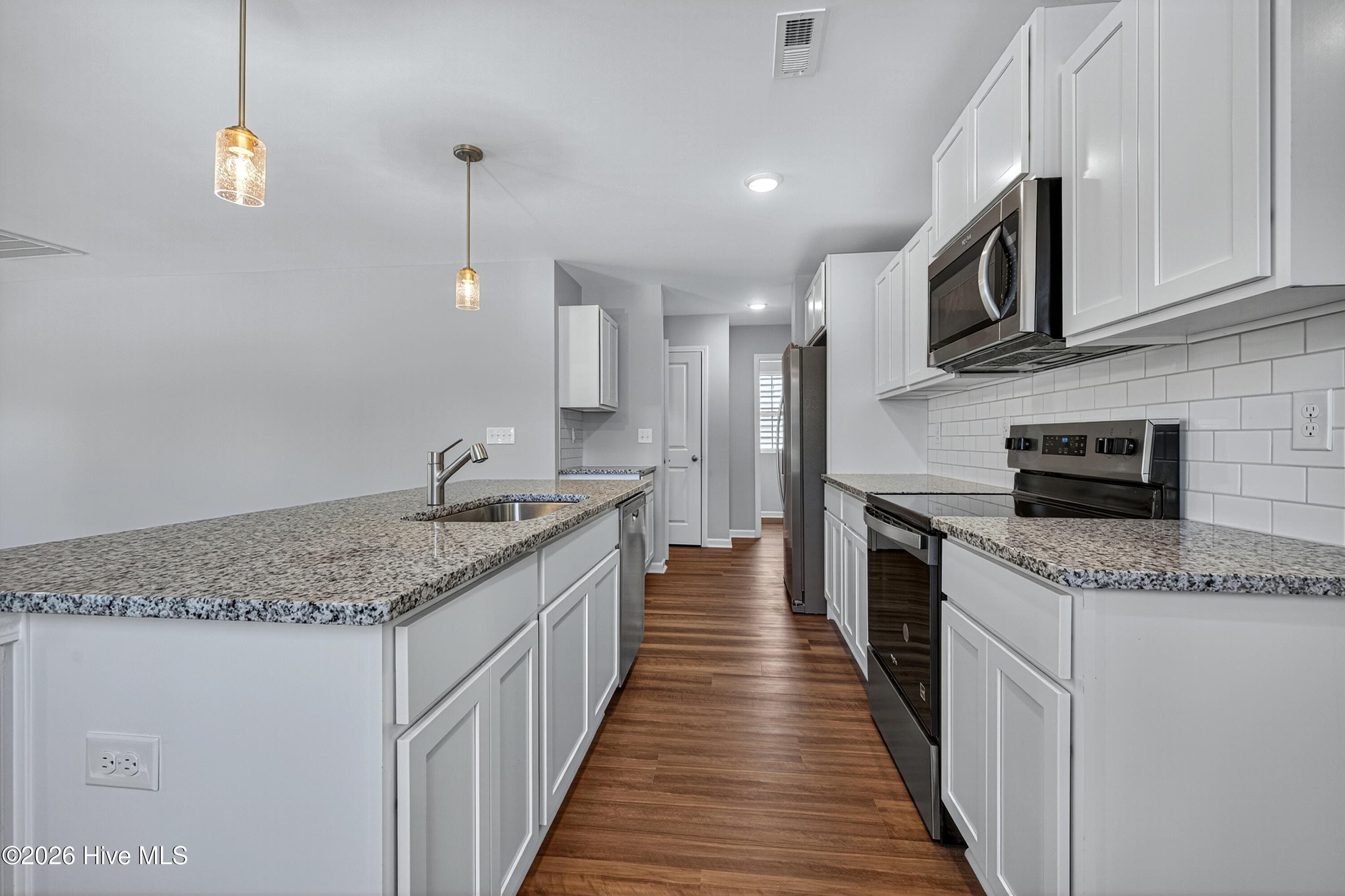 Single Family Residence at 213 Brookfield Branch Road 16, Hampstead, NC 28443, photo 17 of 53