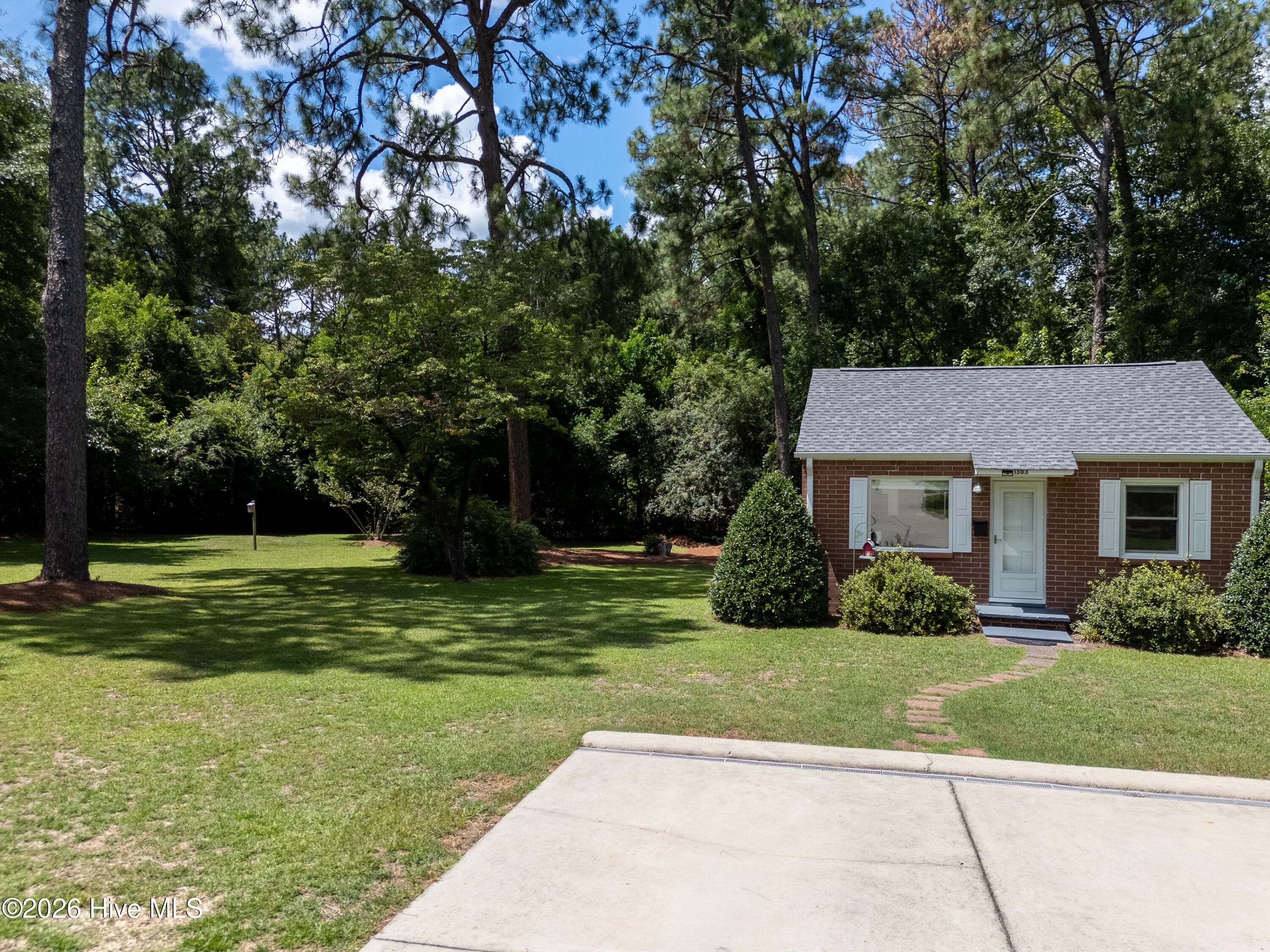 Single Family Residence at 1301 N Poplar Street, Aberdeen, NC 28315, photo 49 of 59