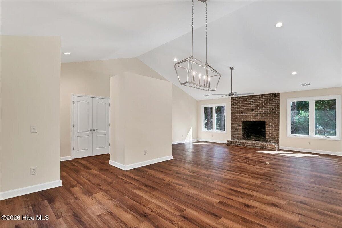 Single Family Residence at 10 Catalpa Lane N, Pinehurst, NC 28374, photo 8 of 51