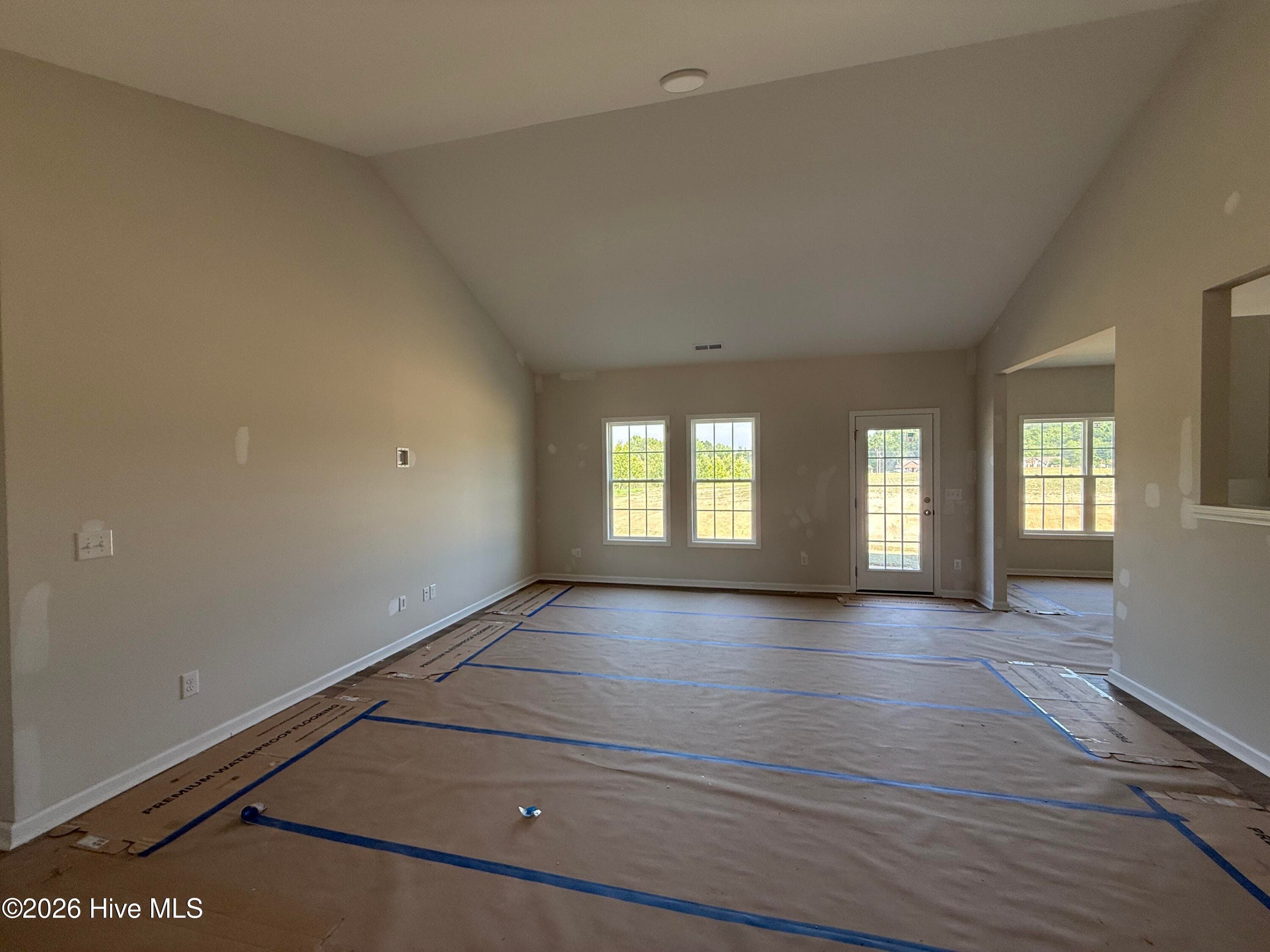 Single Family Residence at 46 Fiddleneck Court, Selma, NC 27576, photo 14 of 92