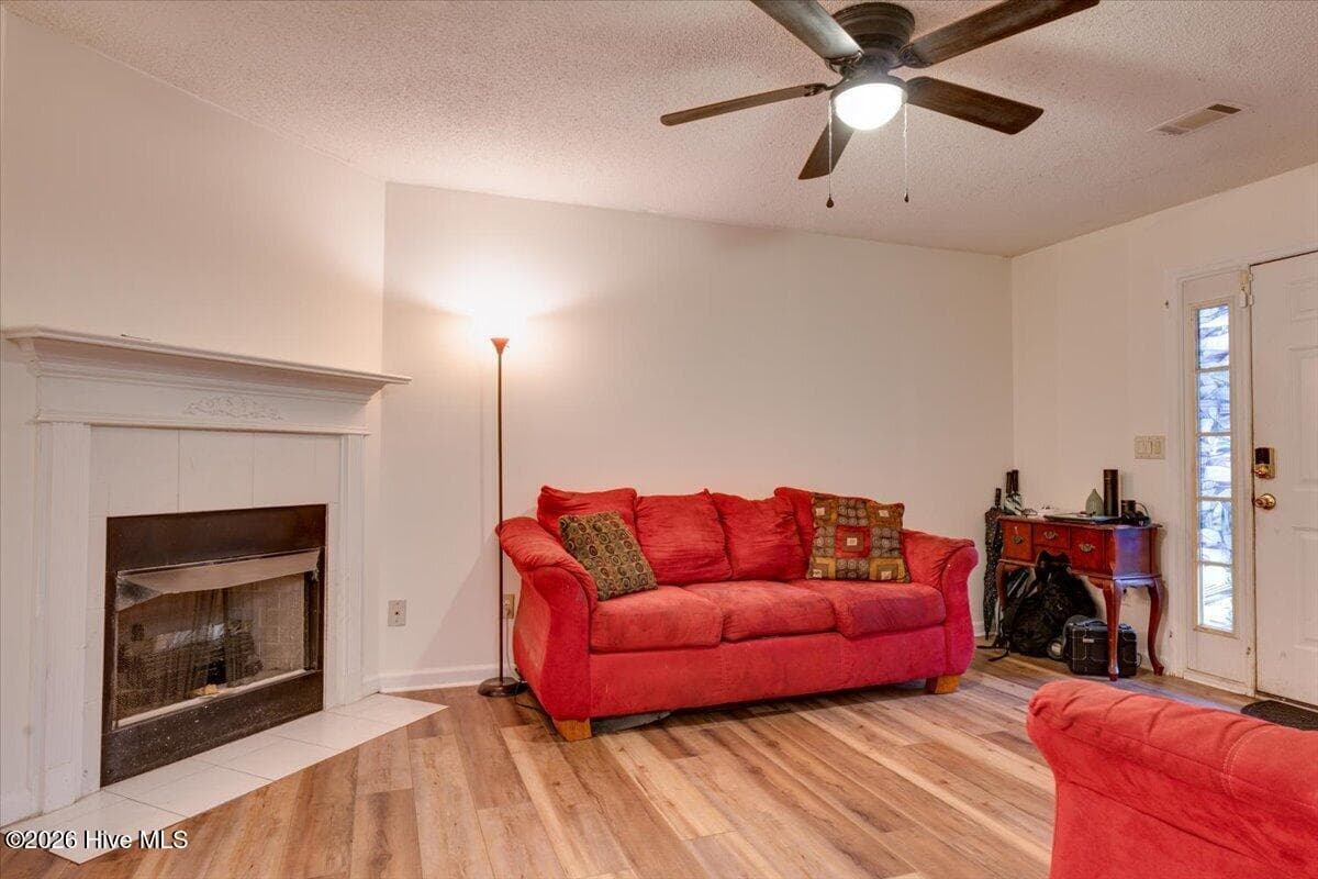 Single Family Residence at 2103 Gatewood Drive, Augusta, GA 30906, photo 7 of 30