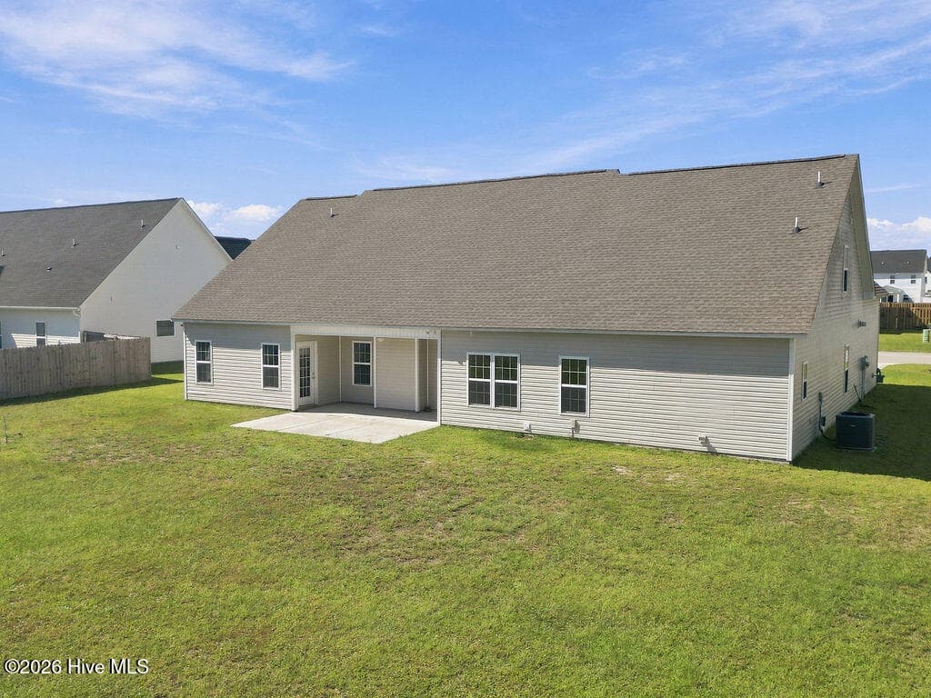 Single Family Residence at 2019 Tarpon Trail, New Bern, NC 28562, photo 87 of 96