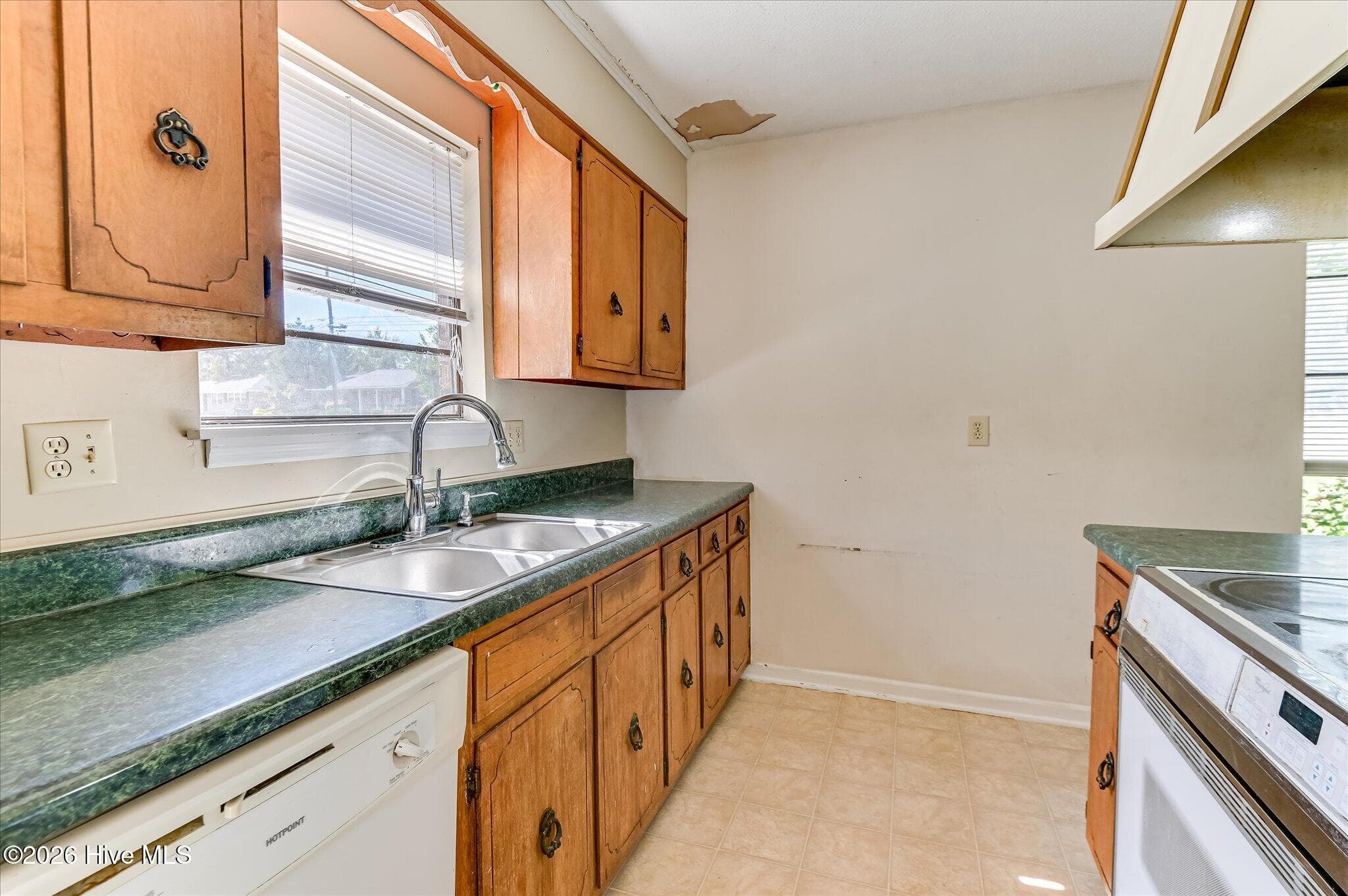 Single Family Residence at 4122 Allison Road, Augusta, GA 30907, photo 17 of 32