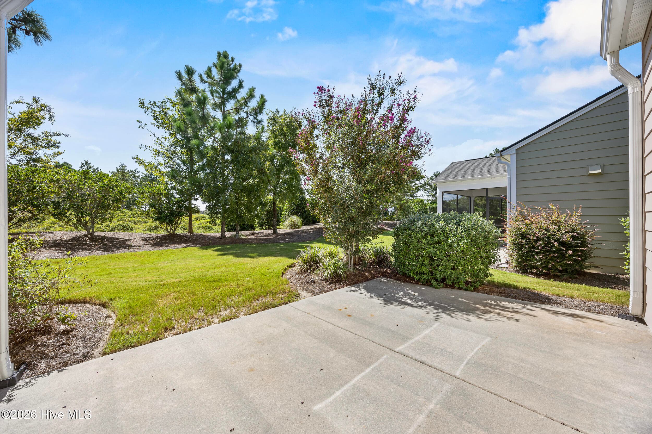 Single Family Residence at 3708 Old Sand Mine Drive, Wilmington, NC 28412, photo 31 of 43