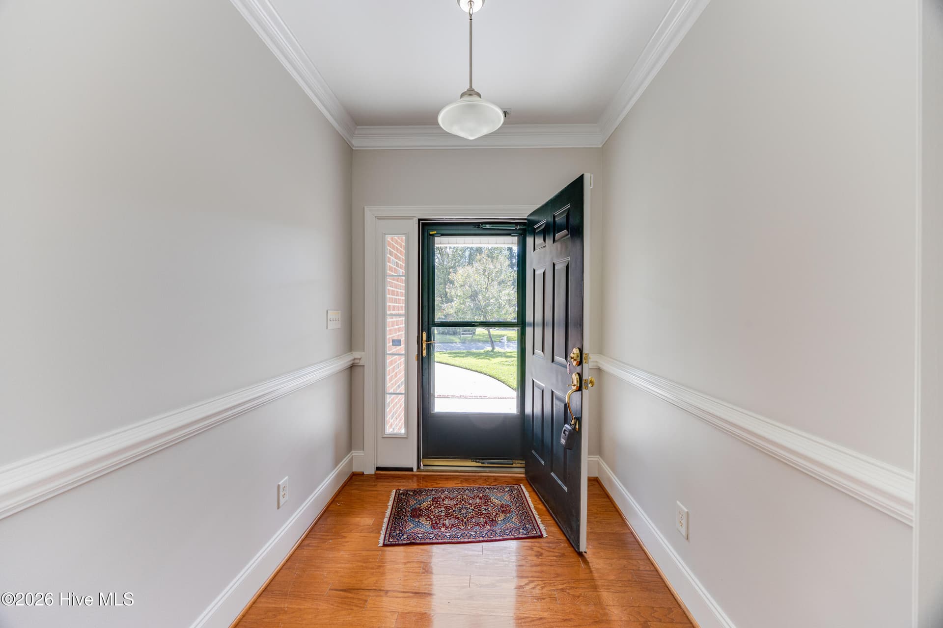 Single Family Residence at 207 Inda Way, Washington, NC 27889, photo 6 of 41