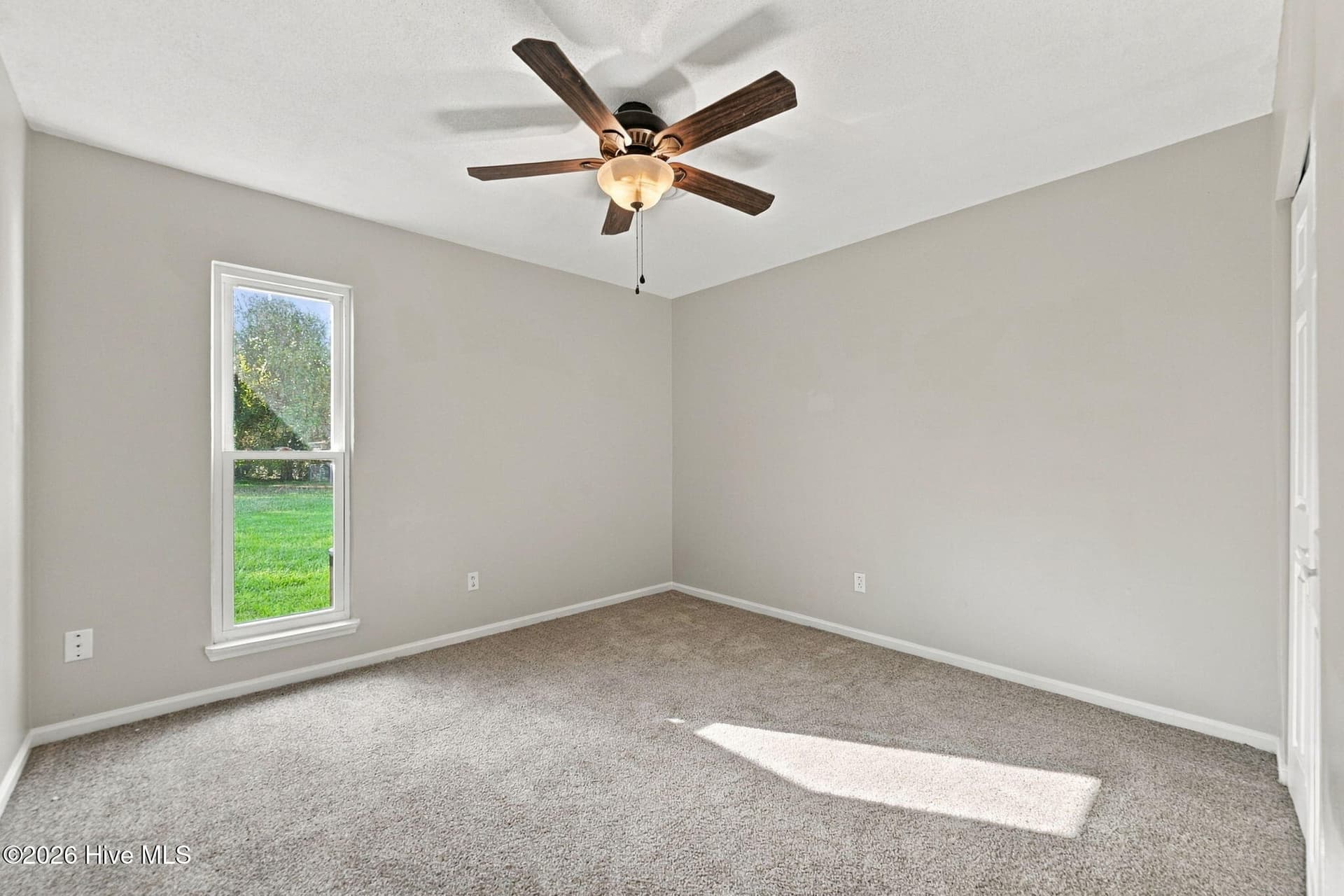 Single Family Residence at 368 Union Chapel Church Road, Richlands, NC 28574, photo 21 of 47