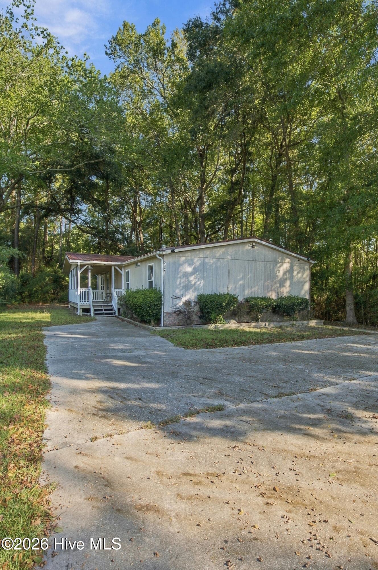 Manufactured Home at 232 Suburban Street SW, Shallotte, NC 28470, photo 3 of 40