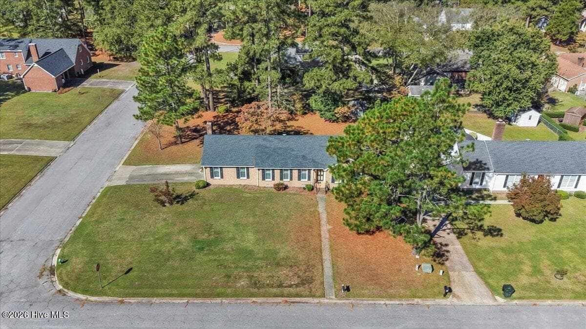 Single Family Residence at 3000 Camelot Drive, Kinston, NC 28504, photo 19 of 51