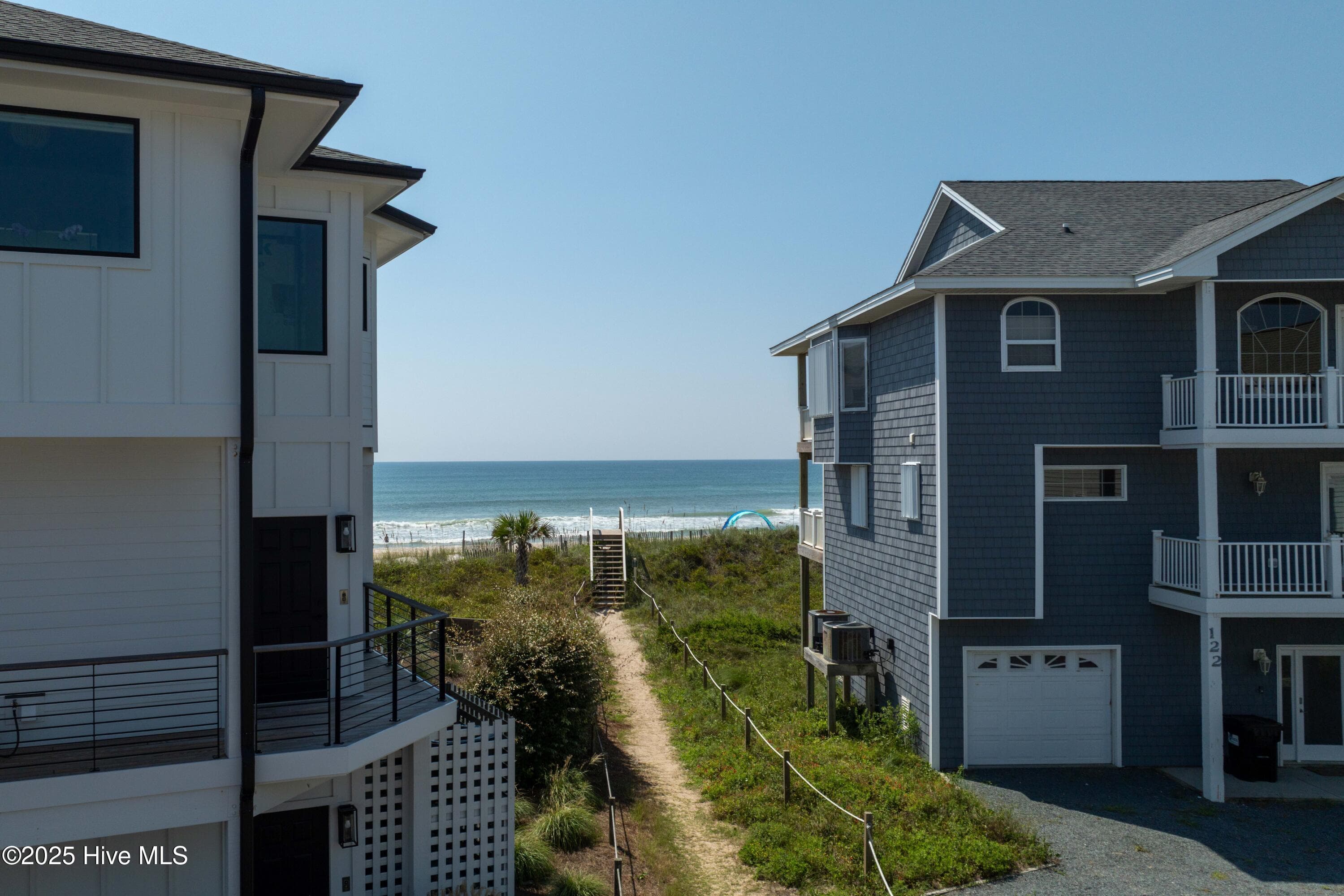 Single Family Residence at 124 N Permuda Wynd Drive, North Topsail Beach, NC 28460, photo 27 of 84