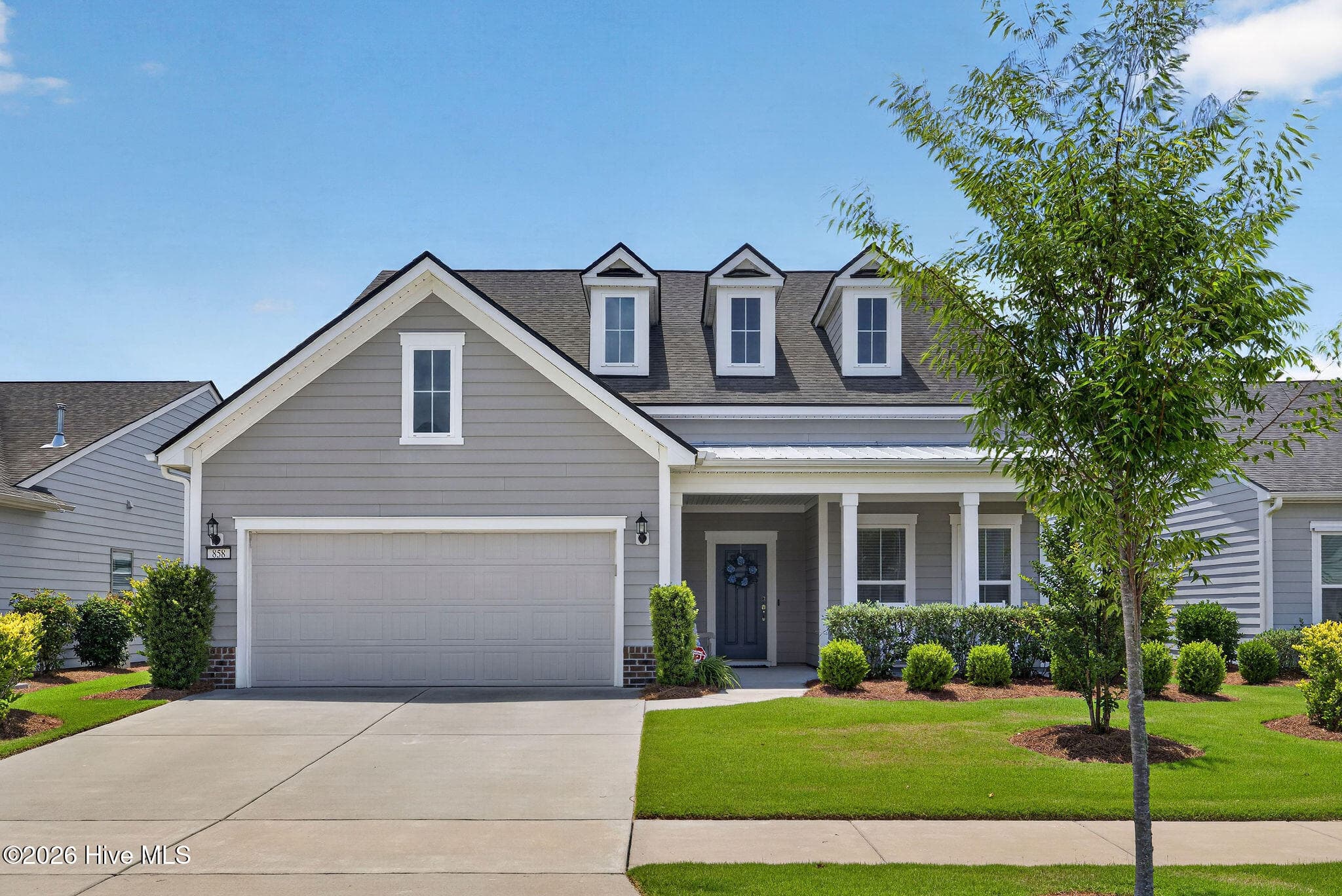 Single Family Residence at 858 Broomsedge Terrace, Wilmington, NC 28412, photo 4 of 106
