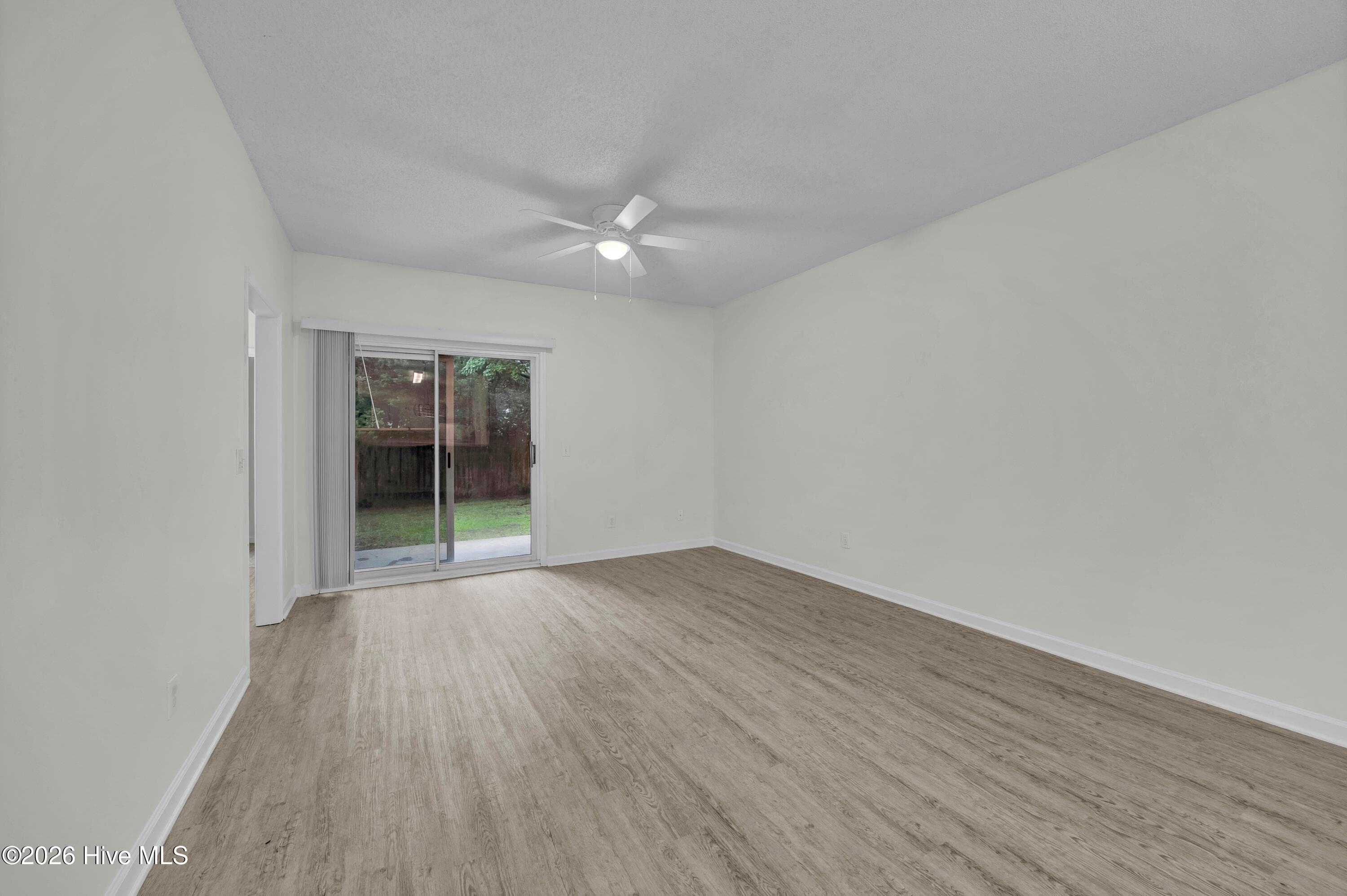 733 Bragg Drive Apt A, Wilmington, NC 28412