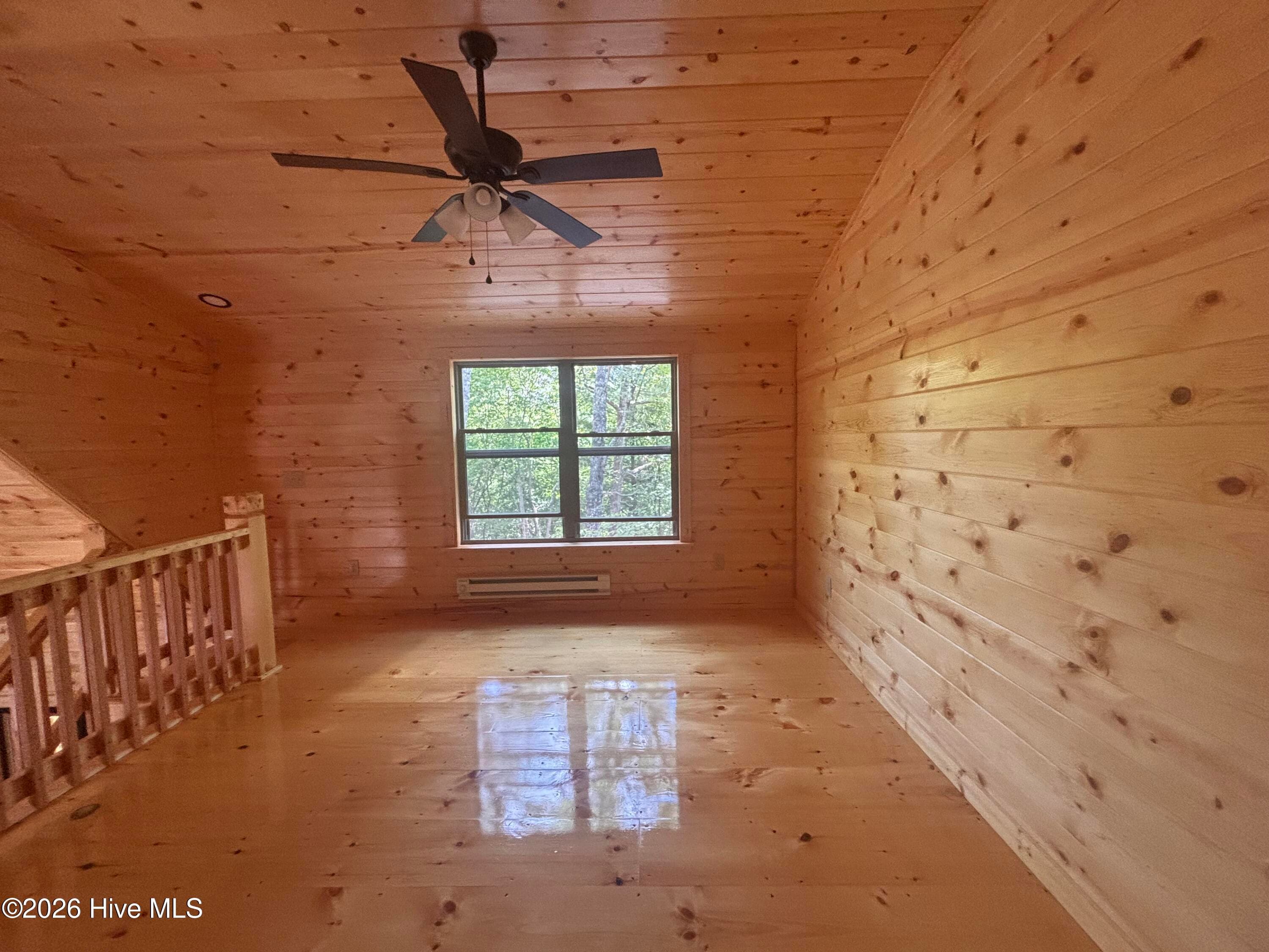 Single Family Residence at 752 Whispering Ridge Drive, Murphy, NC 28906, photo 21 of 38
