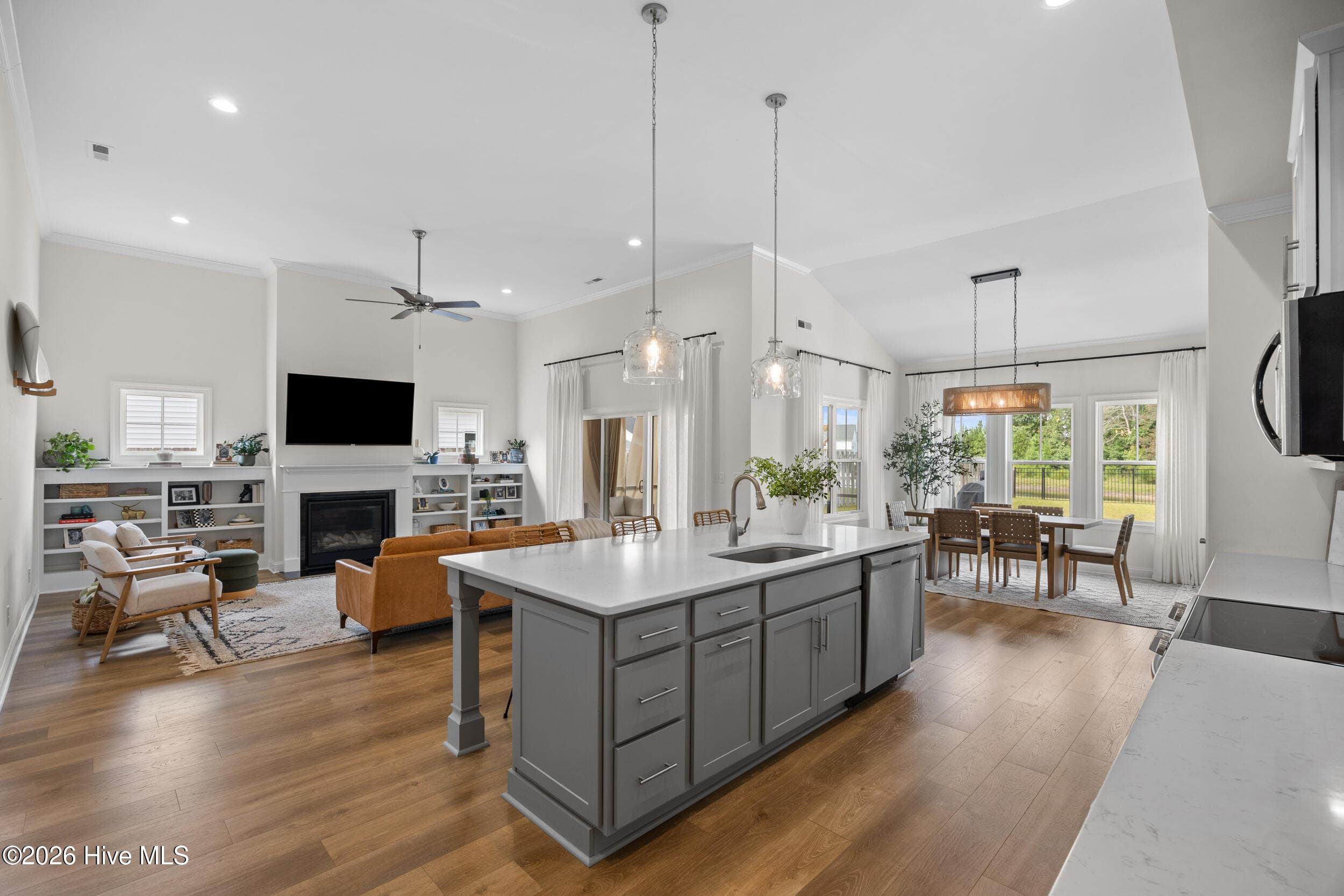 Single Family Residence at 424 Northern Pintail Place, Hampstead, NC 28443, photo 6 of 68