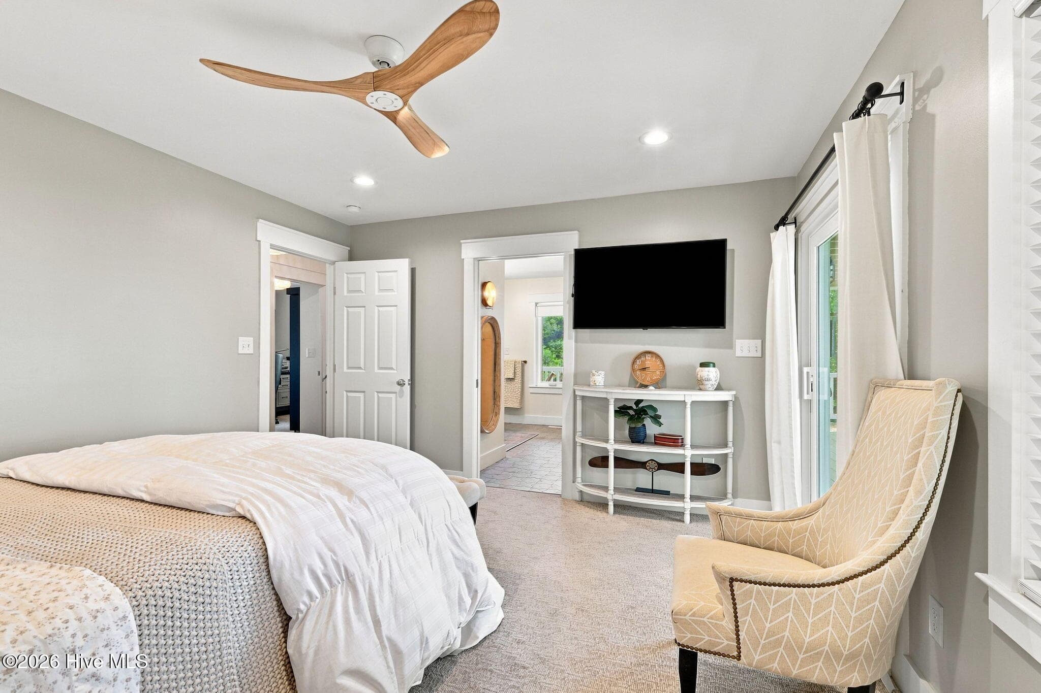 Single Family Residence at 103 Georgia Street, Emerald Isle, NC 28594, photo 27 of 60