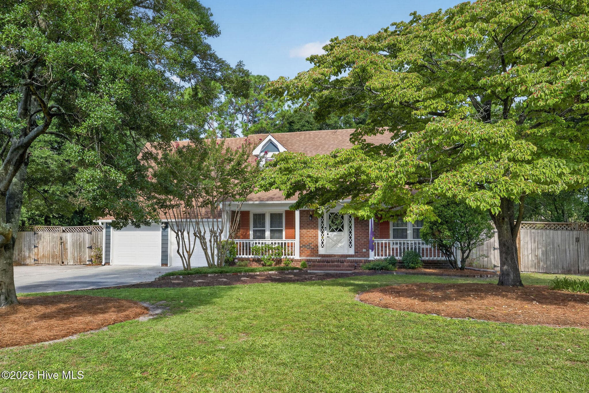Single Family Residence at 242 Dallas Drive, Wilmington, NC 28405, photo 4 of 56