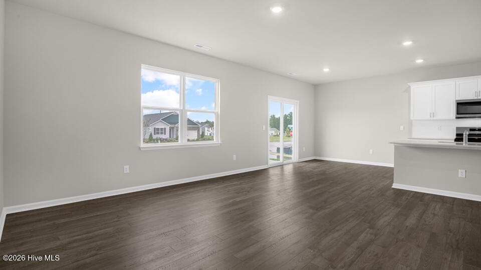 Single Family Residence at 672 Wilder Bloom Path, Aberdeen, NC 28315, photo 13 of 38
