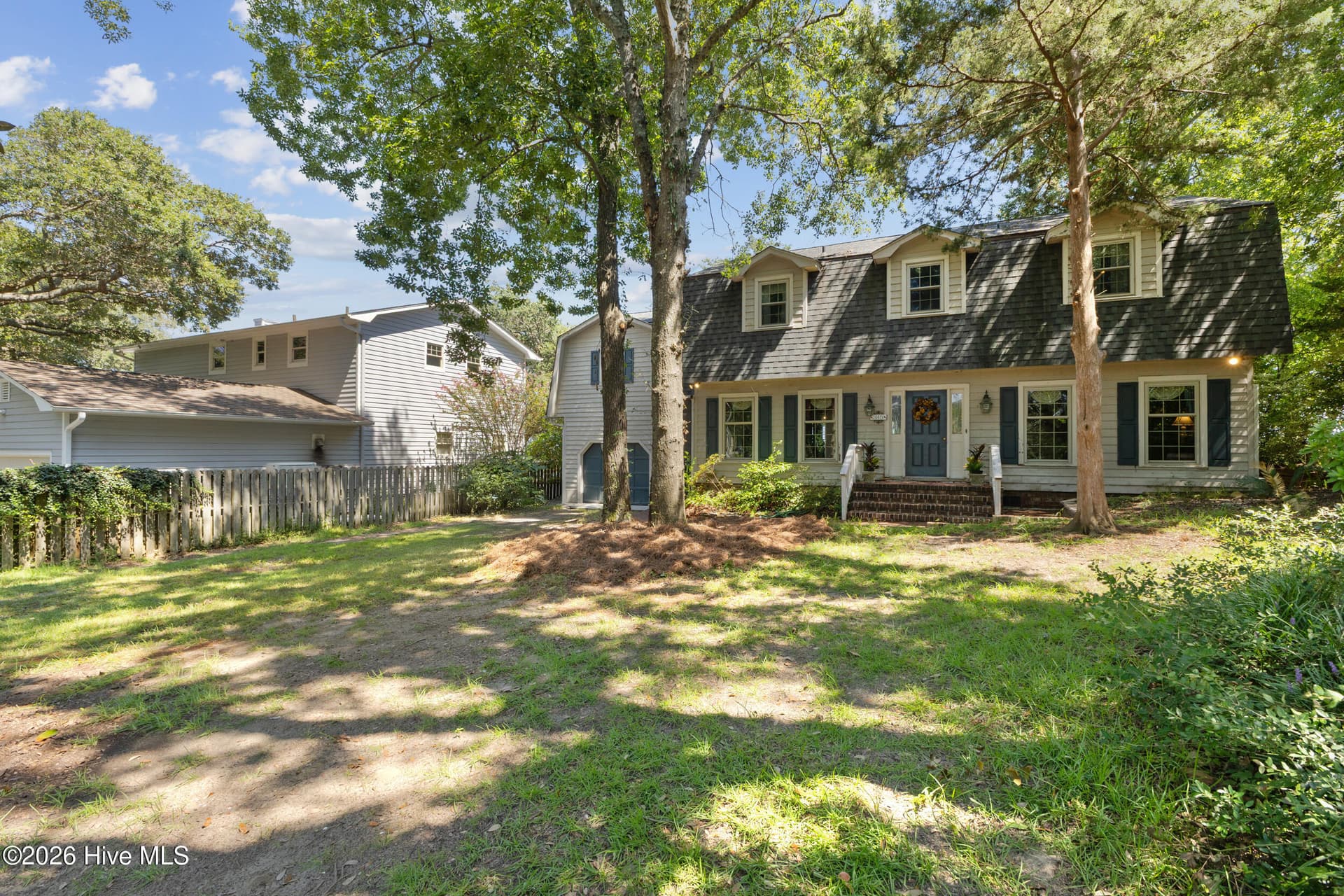 Single Family Residence at 345 Dogwood Lane, Hampstead, NC 28443, photo 5 of 61