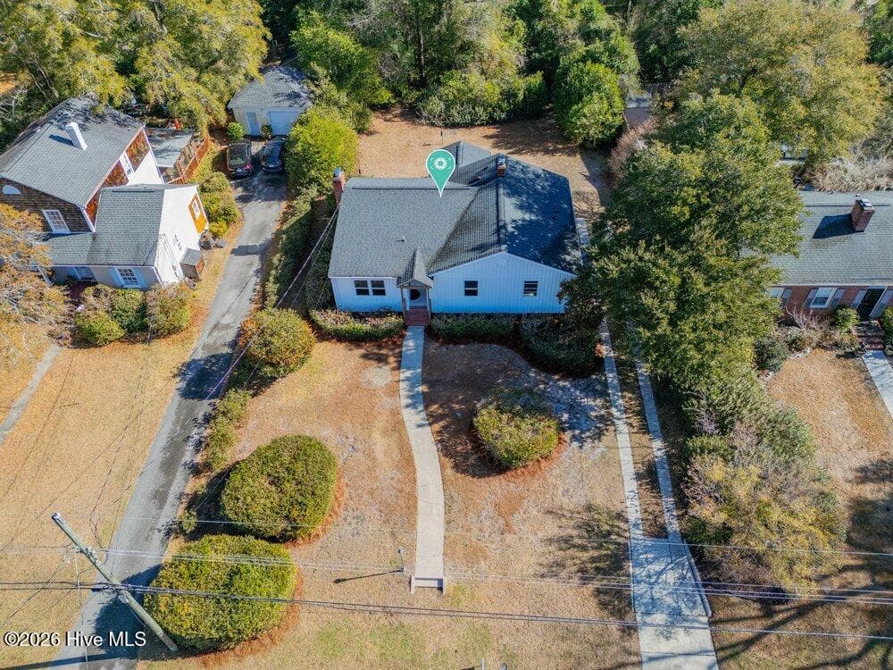 Single Family Residence at 329 Wayne Drive, Wilmington, NC 28403, photo 2 of 45