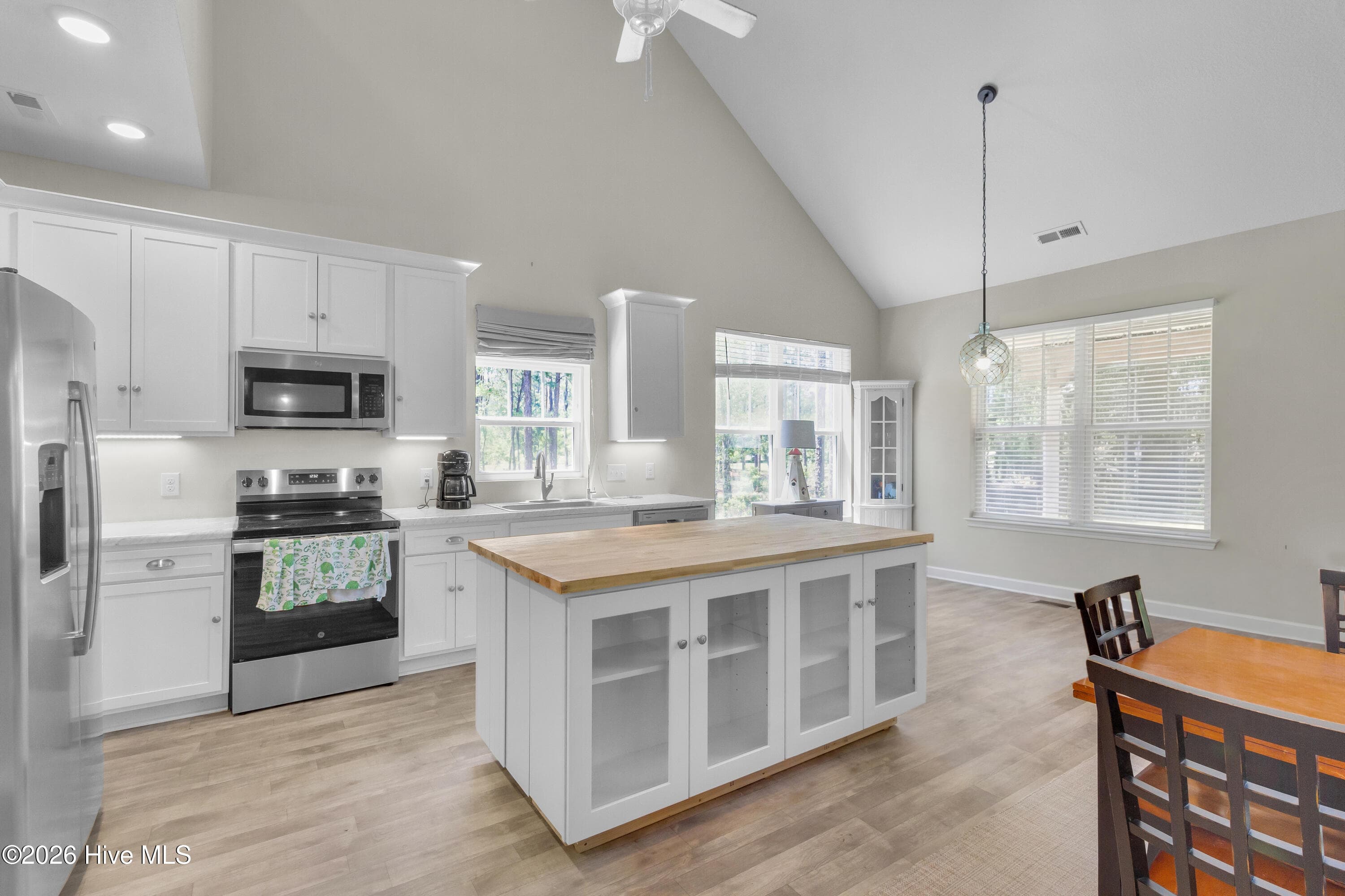 Kitchen - 5430 Creek Pointe Road, New Bern, NC 28560