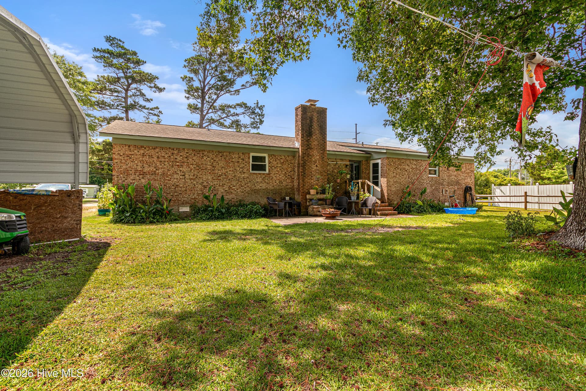 Single Family Residence at 500 Maple Lane, Morehead City, NC 28557, photo 2 of 29