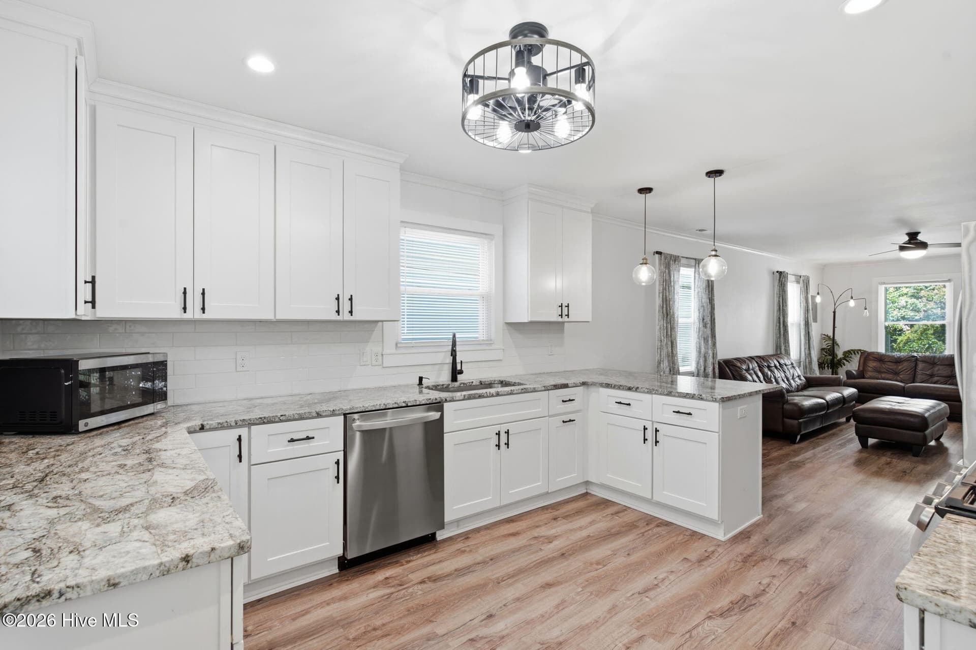 Single Family Residence at 1921 Hudson Drive, Wilmington, NC 28403, photo 16 of 40