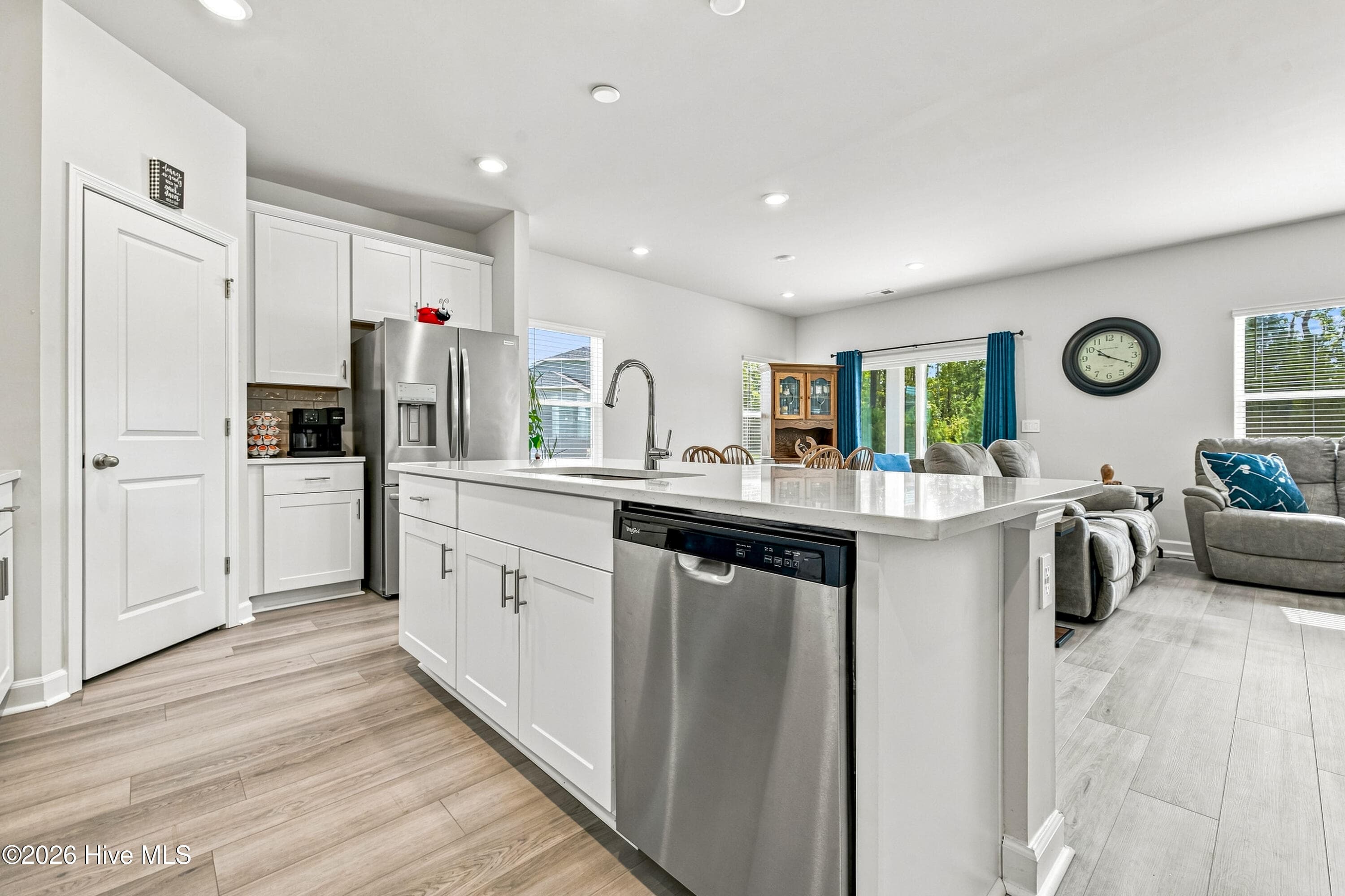 Single Family Residence at 605 Blackthorne Circle NW, Calabash, NC 28467, photo 10 of 53