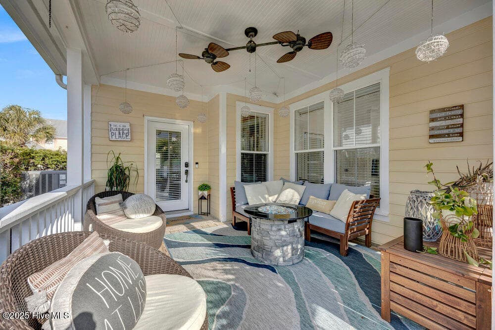 Townhouse at 233 Silver Sloop Way, Carolina Beach, NC 28428, photo 7 of 33