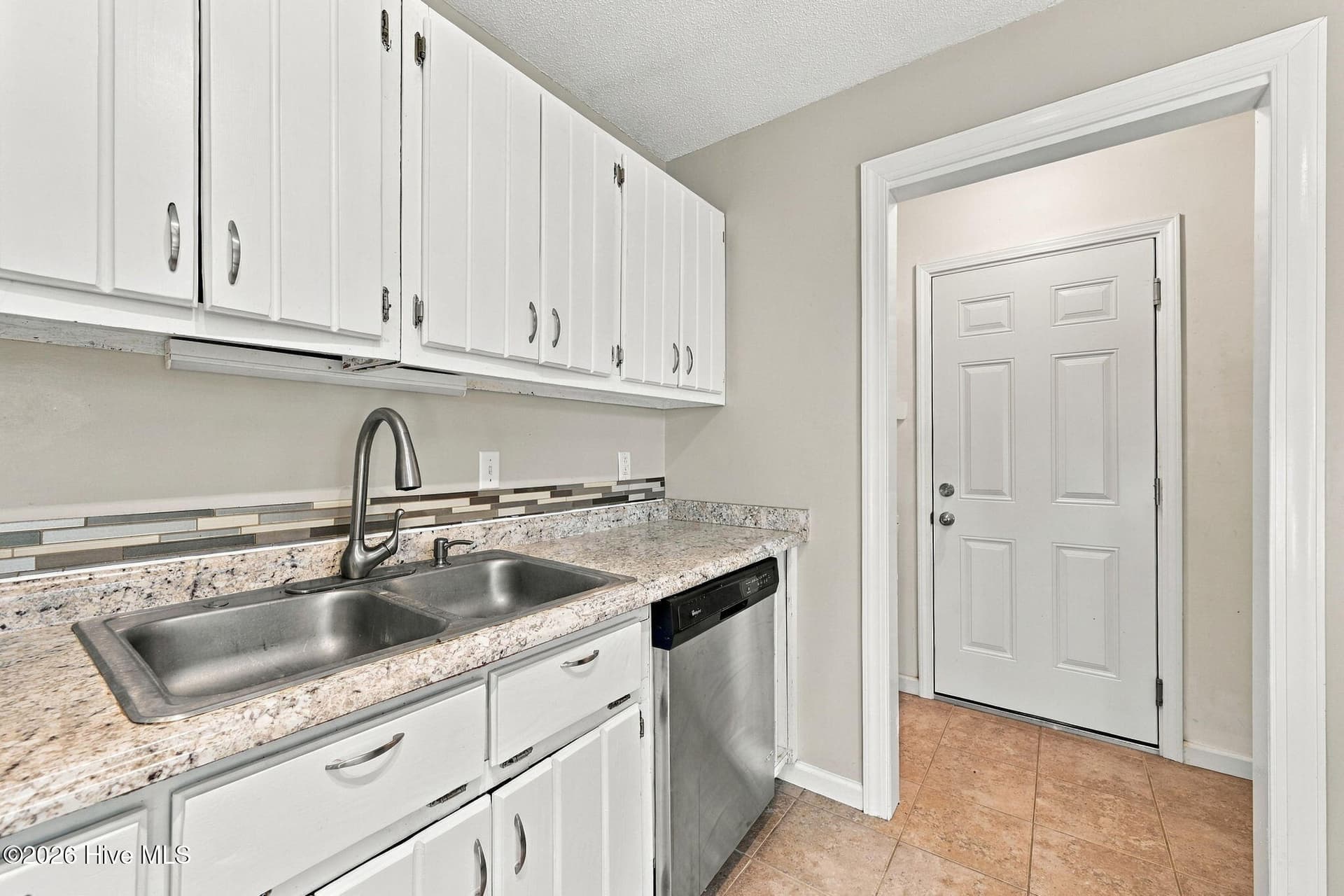 Single Family Residence at 368 Union Chapel Church Road, Richlands, NC 28574, photo 13 of 47