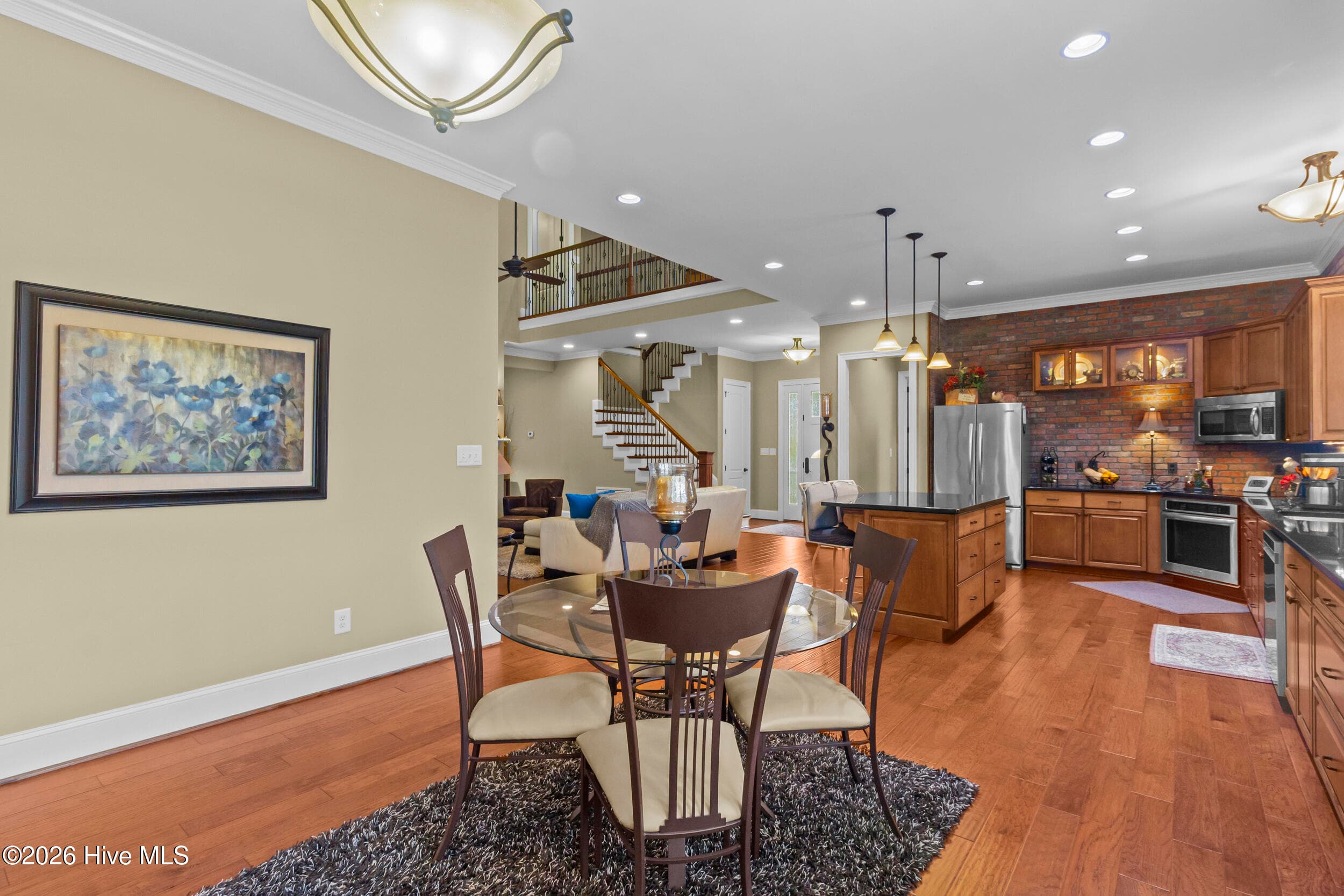 Dining - 108 Sursee Court, New Bern, NC 28562