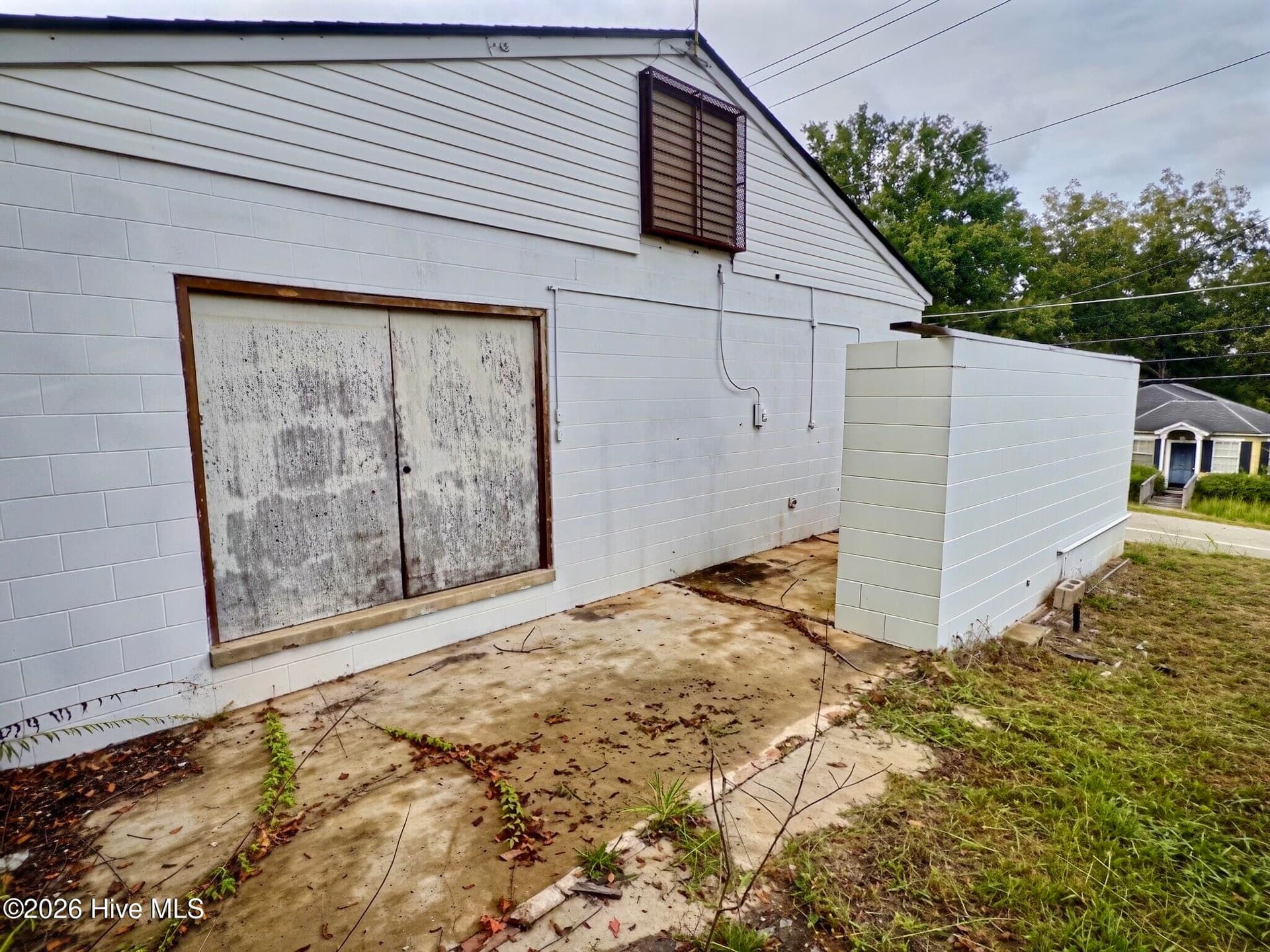 Business at 212 Lynch Street, Edgefield, SC 29824, photo 6 of 17