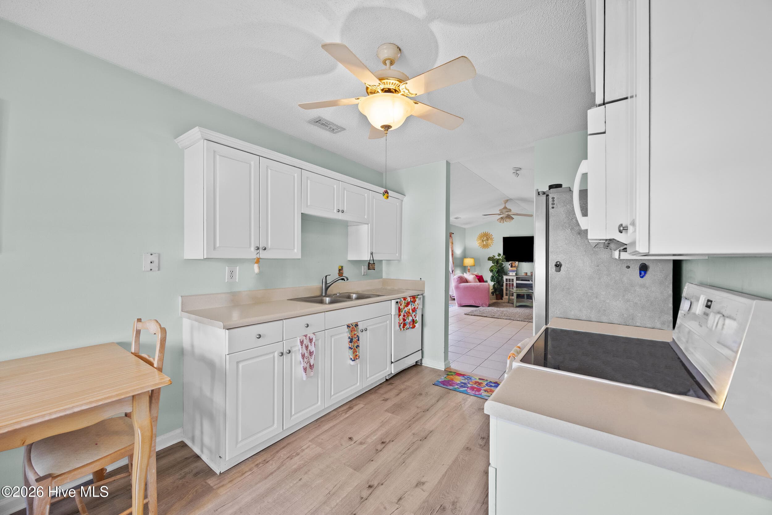 Single Family Residence at 7202 Konlack Court, Wilmington, NC 28411, photo 10 of 29