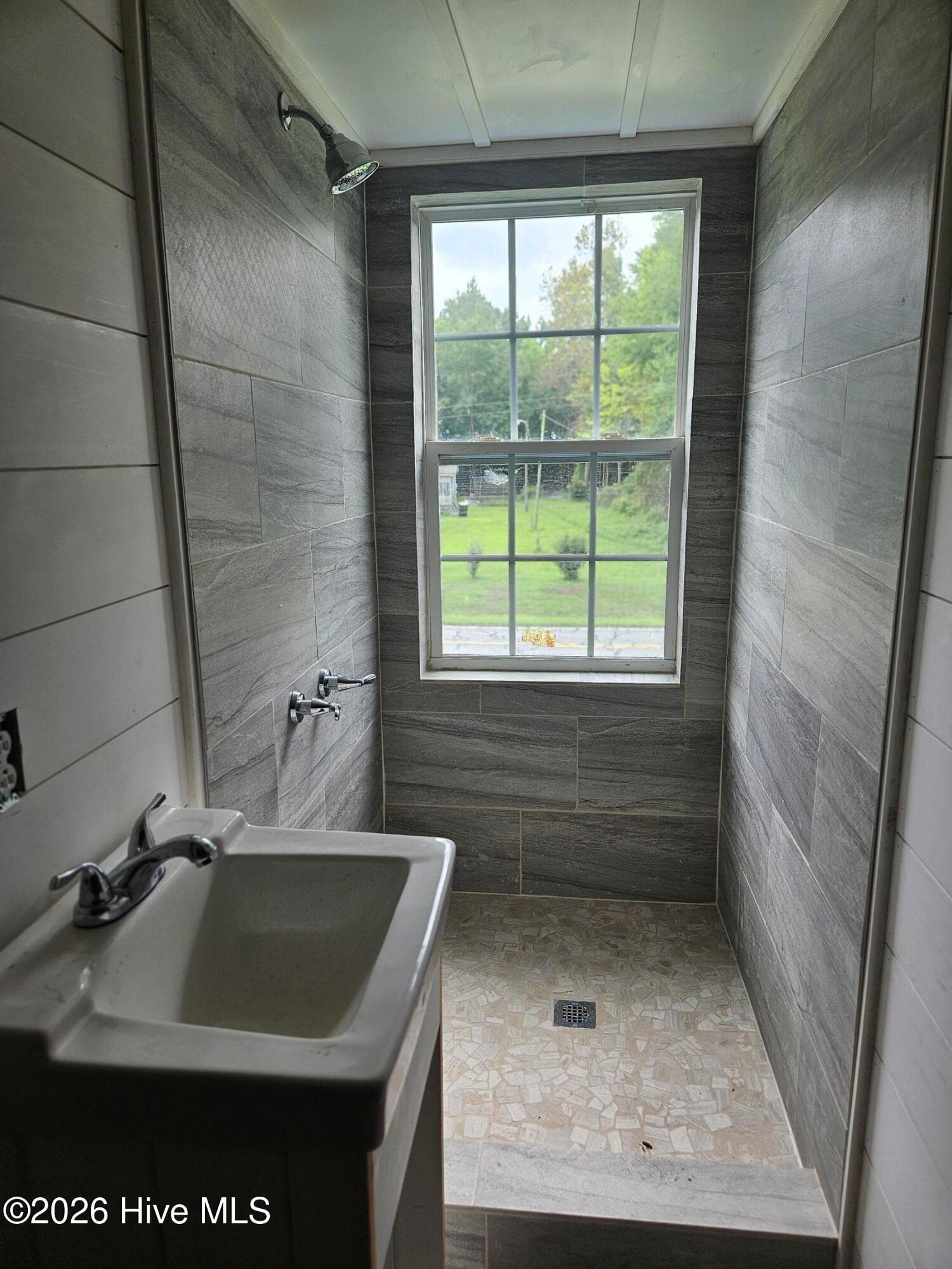 Business at 398 Log Cabin Road, Teachey, NC 28464, photo 36 of 44