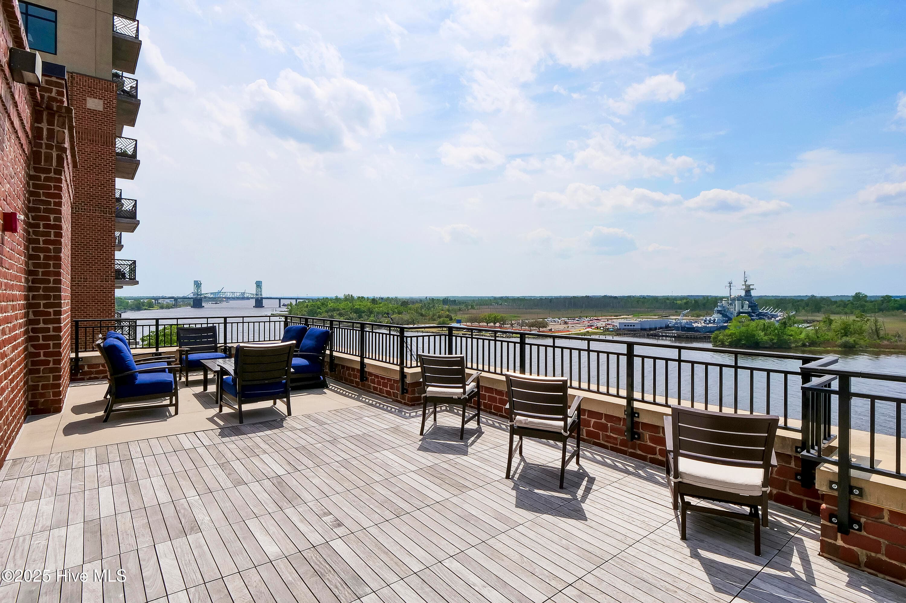 Condominium at 14 Grace Street 1216, Wilmington, NC 28401, photo 27 of 33