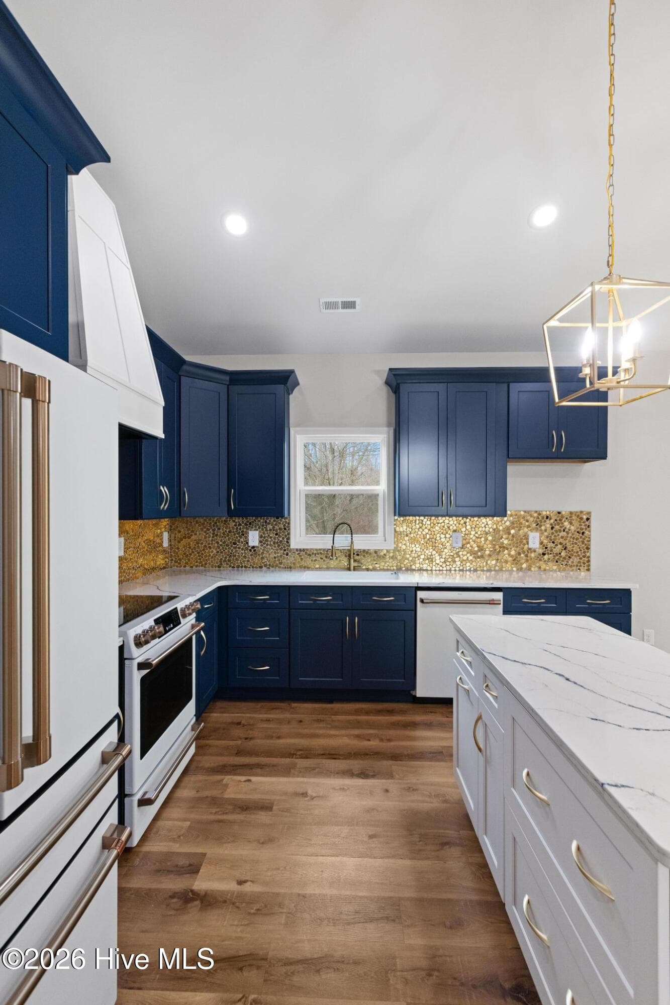 SIMILAR HOME - 402 Wade Drive, Richlands, NC 28574