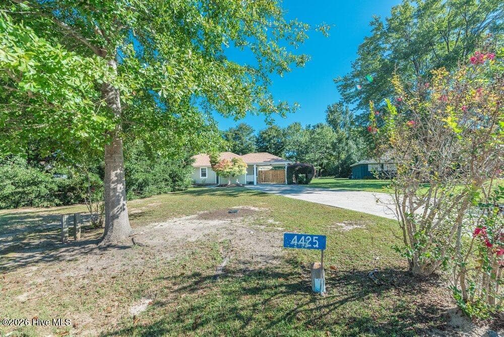 Single Family Residence at 4425 Goshen Lake Drive S, Augusta, GA 30906, photo 4 of 43