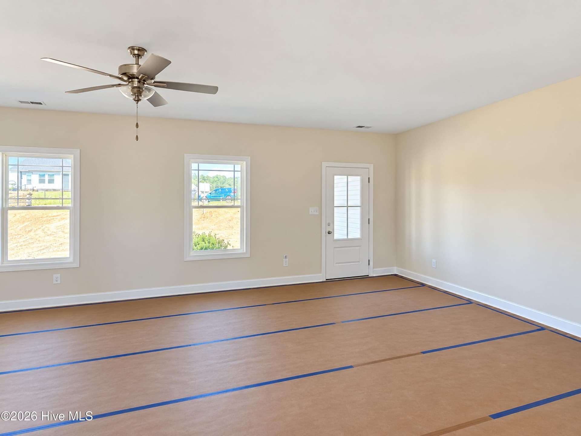 Single Family Residence at 14 Silver Court, Smithfield, NC 27577, photo 9 of 61