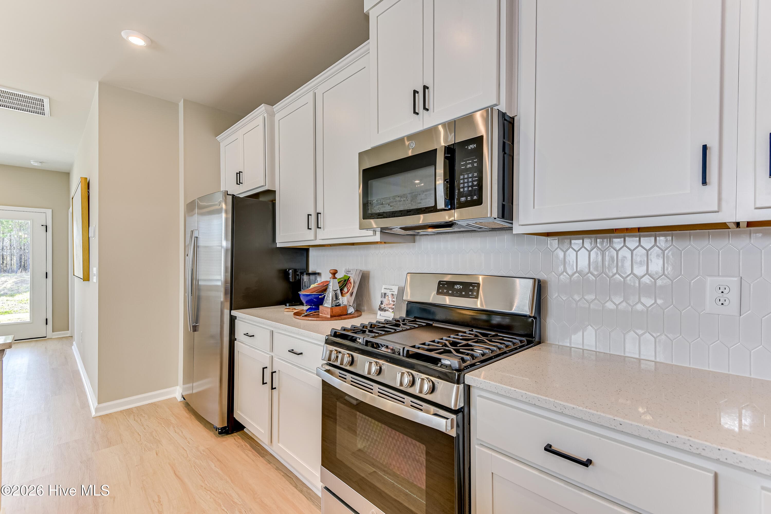 Single Family Residence at 1246 Evening Walk Drive NE, Winnabow, NC 28479, photo 12 of 31