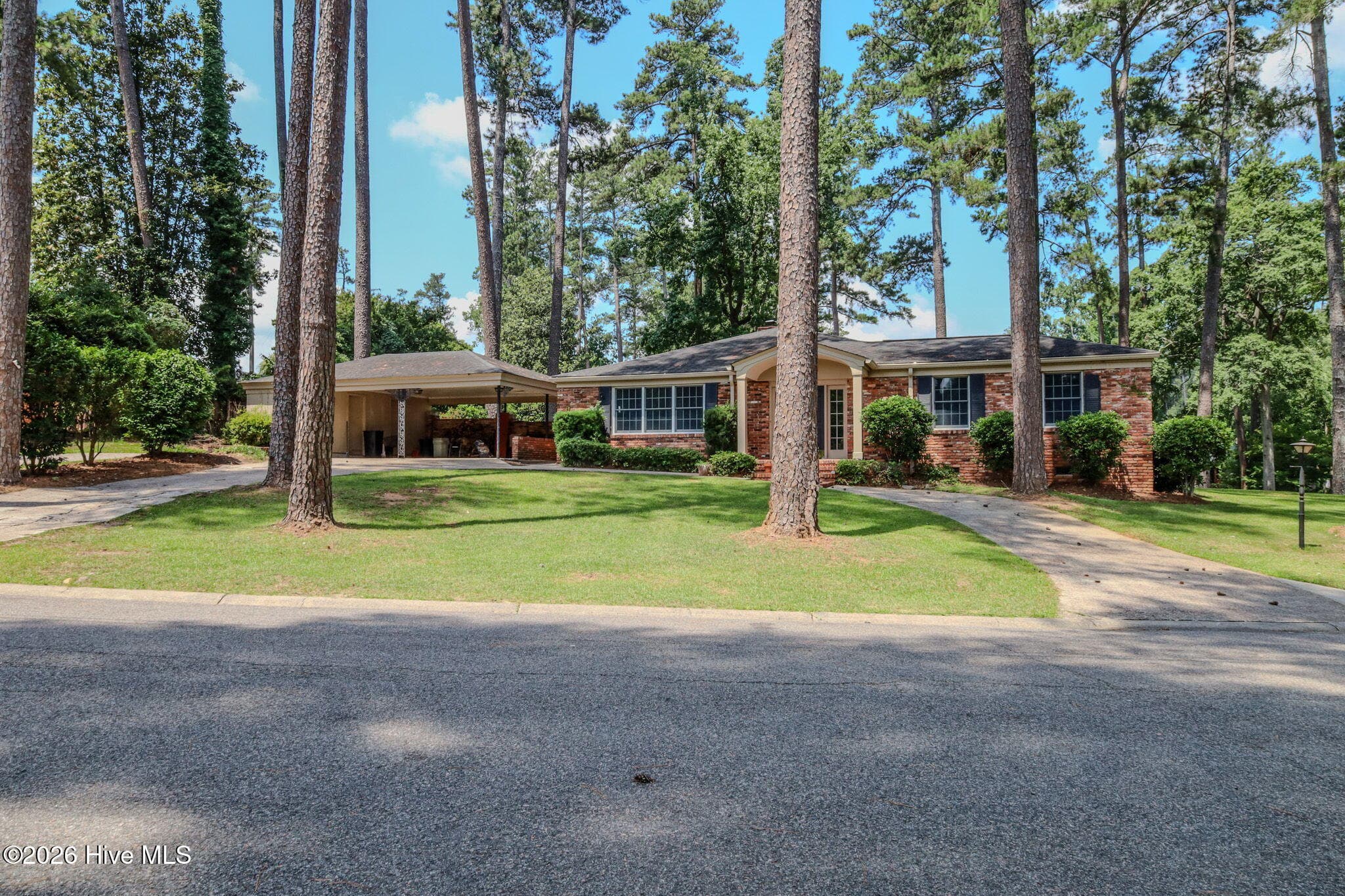 Single Family Residence at 711 Oberlin Road, Augusta, GA 30909, photo 5 of 59