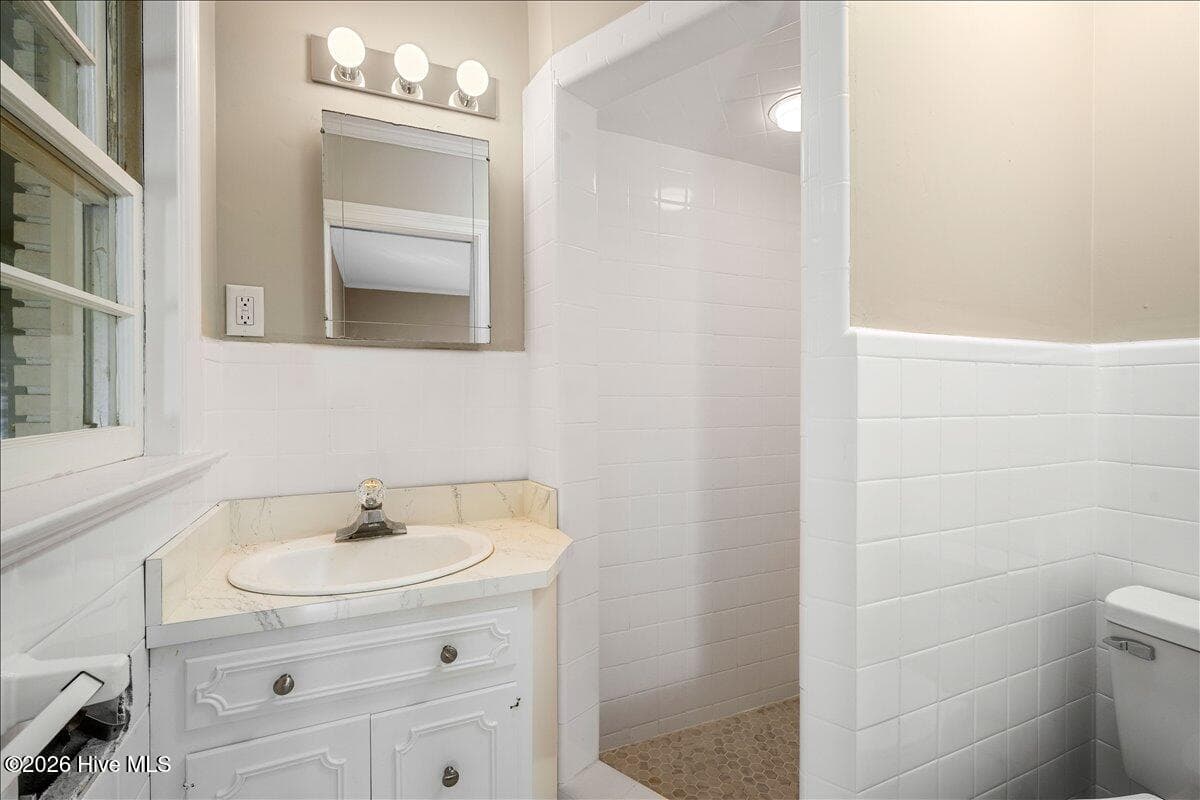 Single Family Residence at 1205 Anne Drive, Kinston, NC 28501, photo 29 of 37