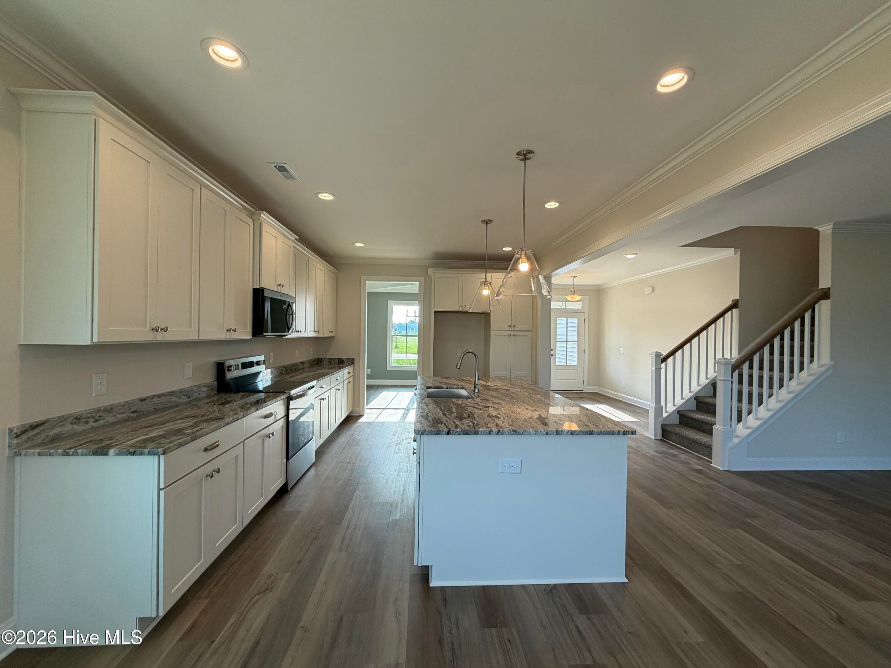 Single Family Residence at 818 Tupelo Tree Drive, Hubert, NC 28539, photo 11 of 147
