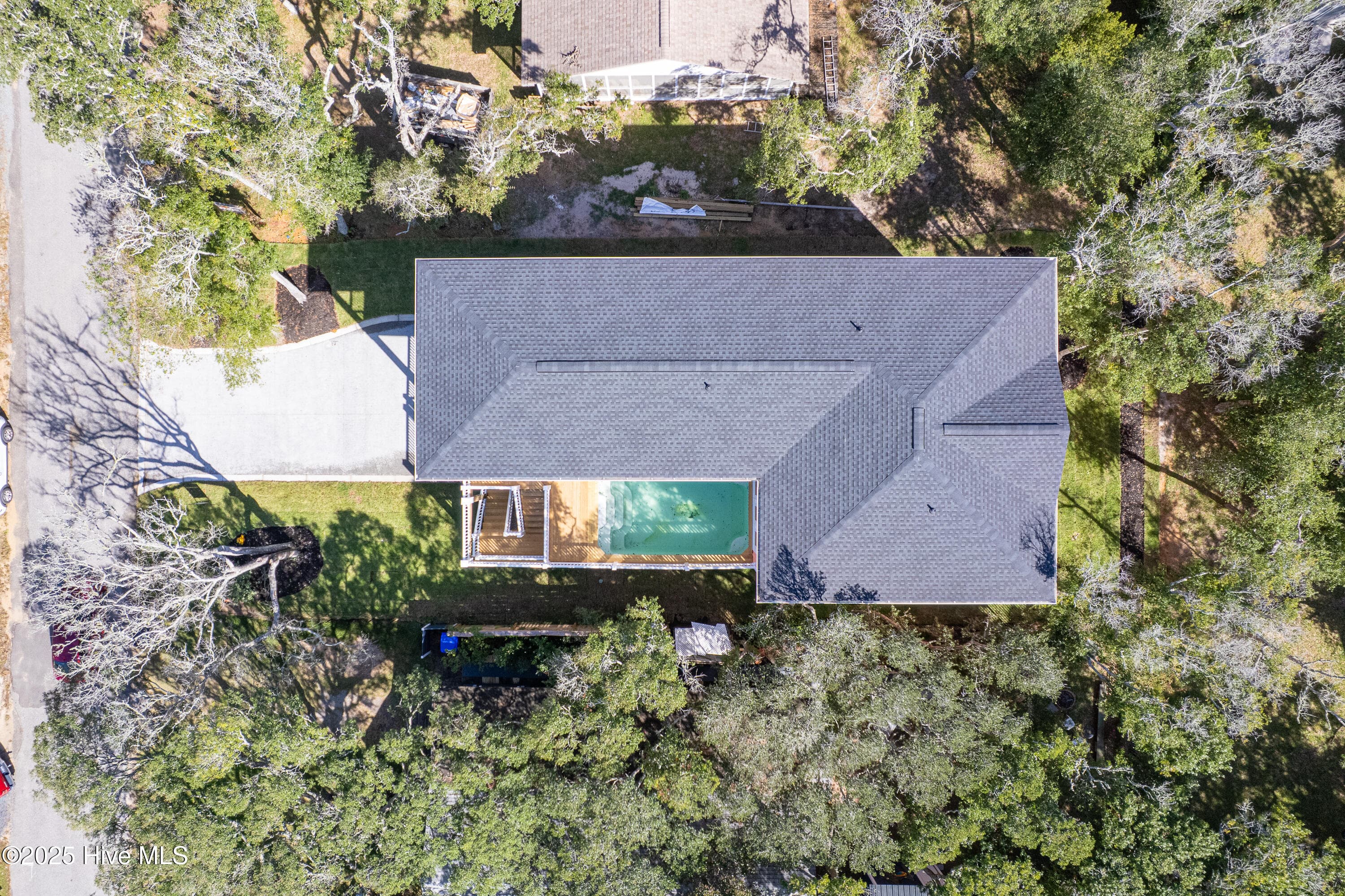 Single Family Residence at 114 SE 75th Street, Oak Island, NC 28465, photo 90 of 164