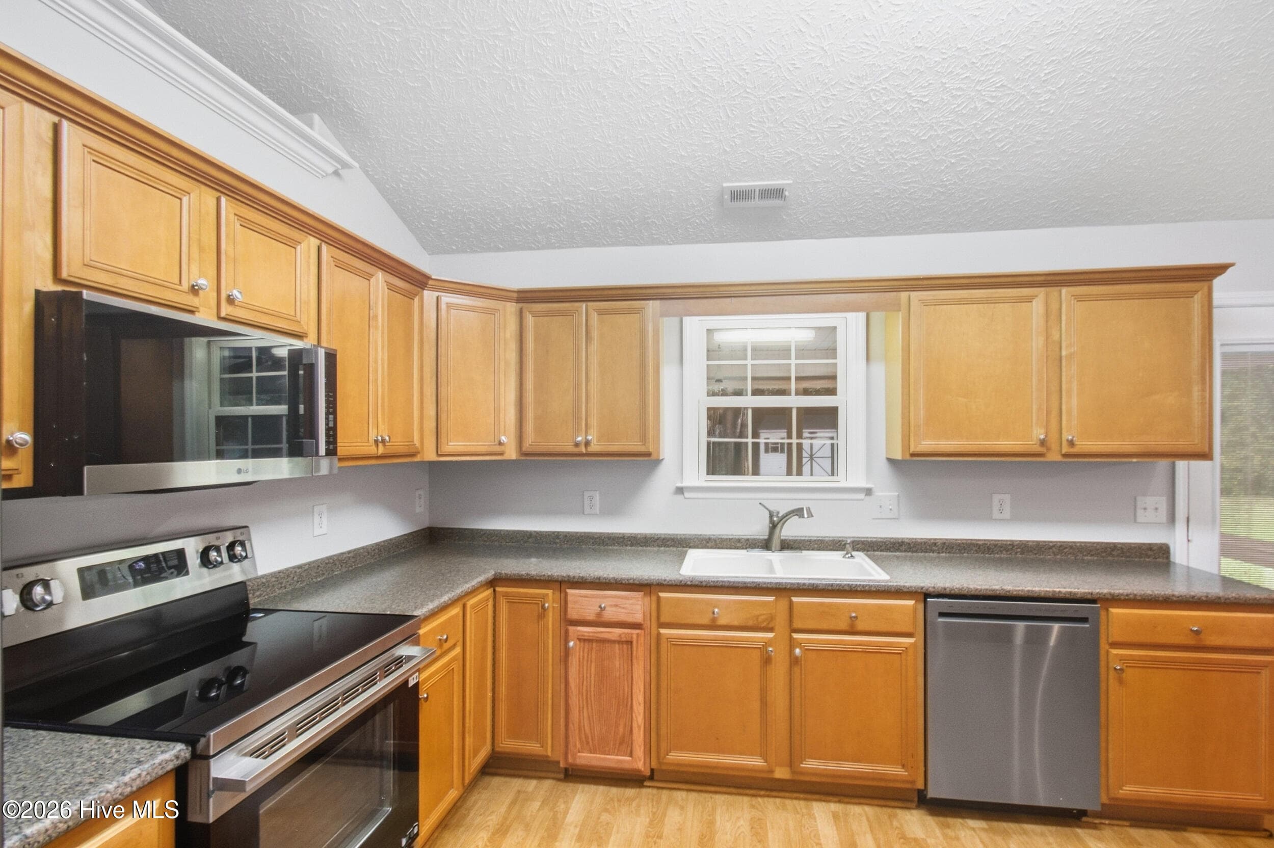 Kitchen - 117 Clearbrook Way, New Bern, NC 28562