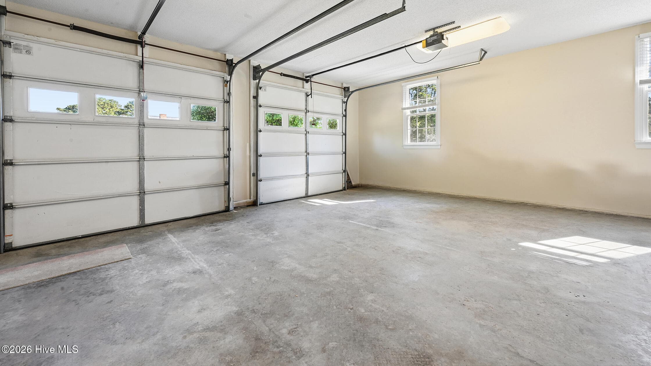 Single Family Residence at 944 Country Club Drive, Ayden, NC 28513, photo 20 of 61