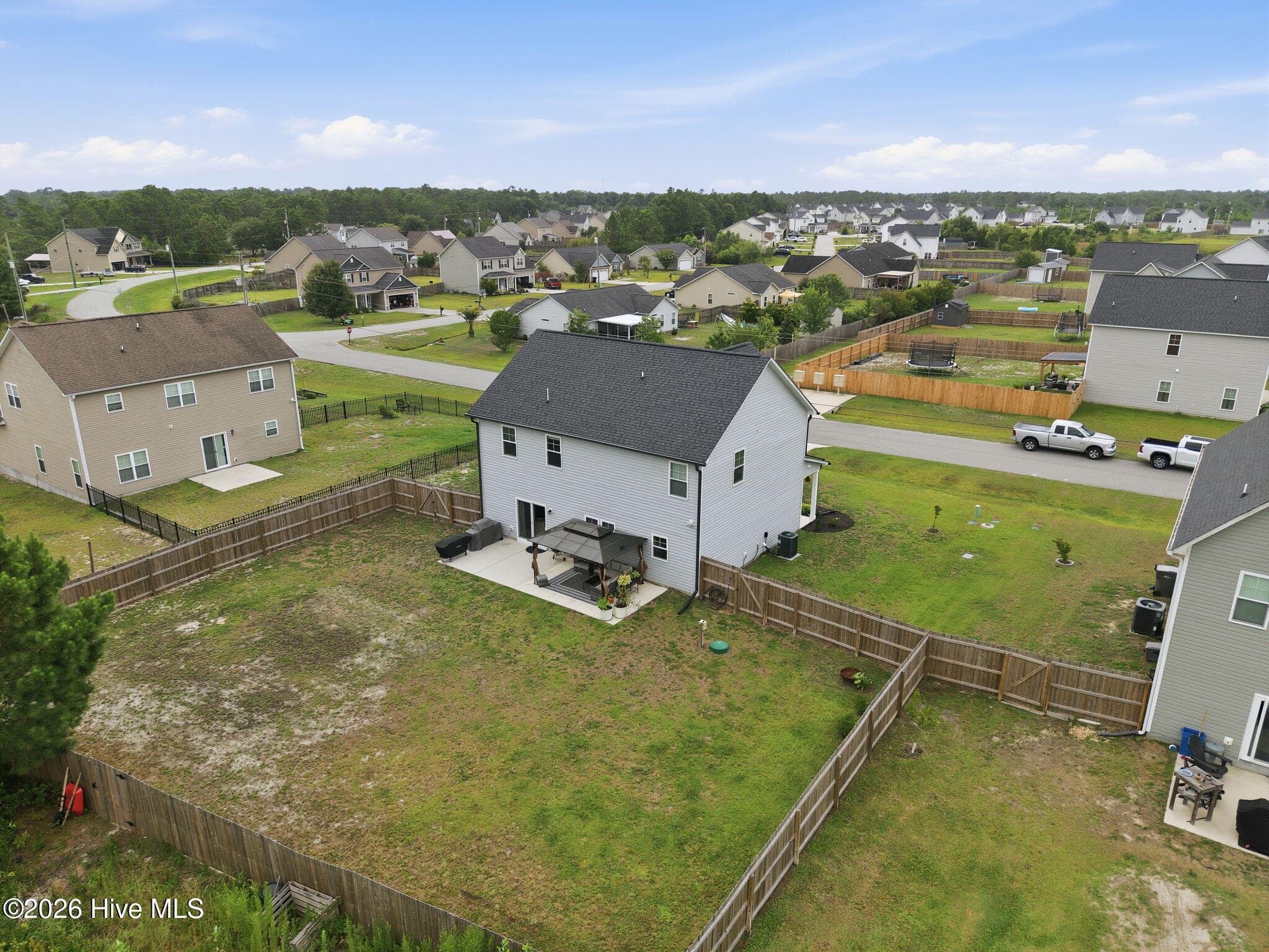 Single Family Residence at 284 E Ivybridge Drive, Hubert, NC 28539, photo 5 of 55